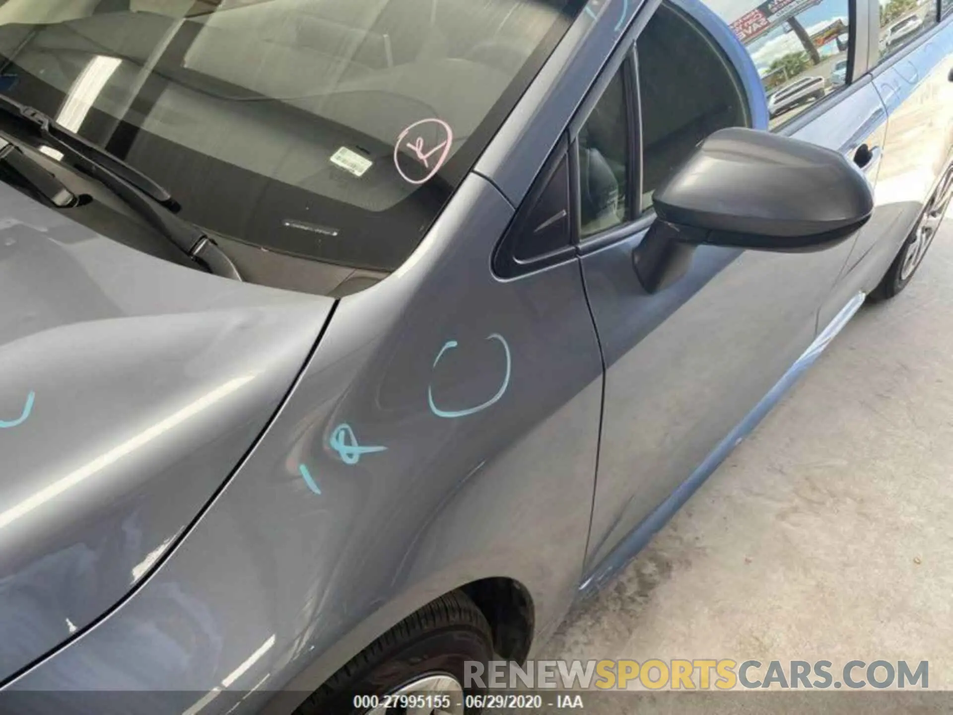 10 fotografías del automóvil dañado JTDEPRAE1LJ020241 TOYOTA COROLLA 2020