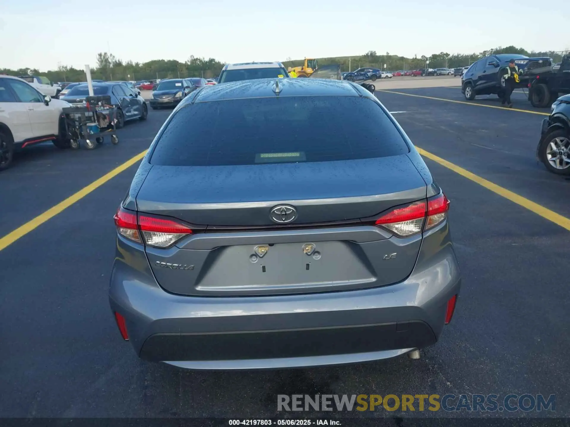 16 fotografías del automóvil dañado JTDEPRAE1LJ045897 TOYOTA COROLLA 2020