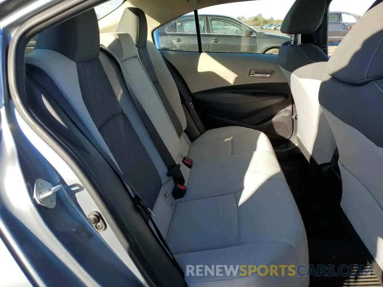 10 fotografías del automóvil dañado JTDEPRAE1LJ060562 TOYOTA COROLLA 2020