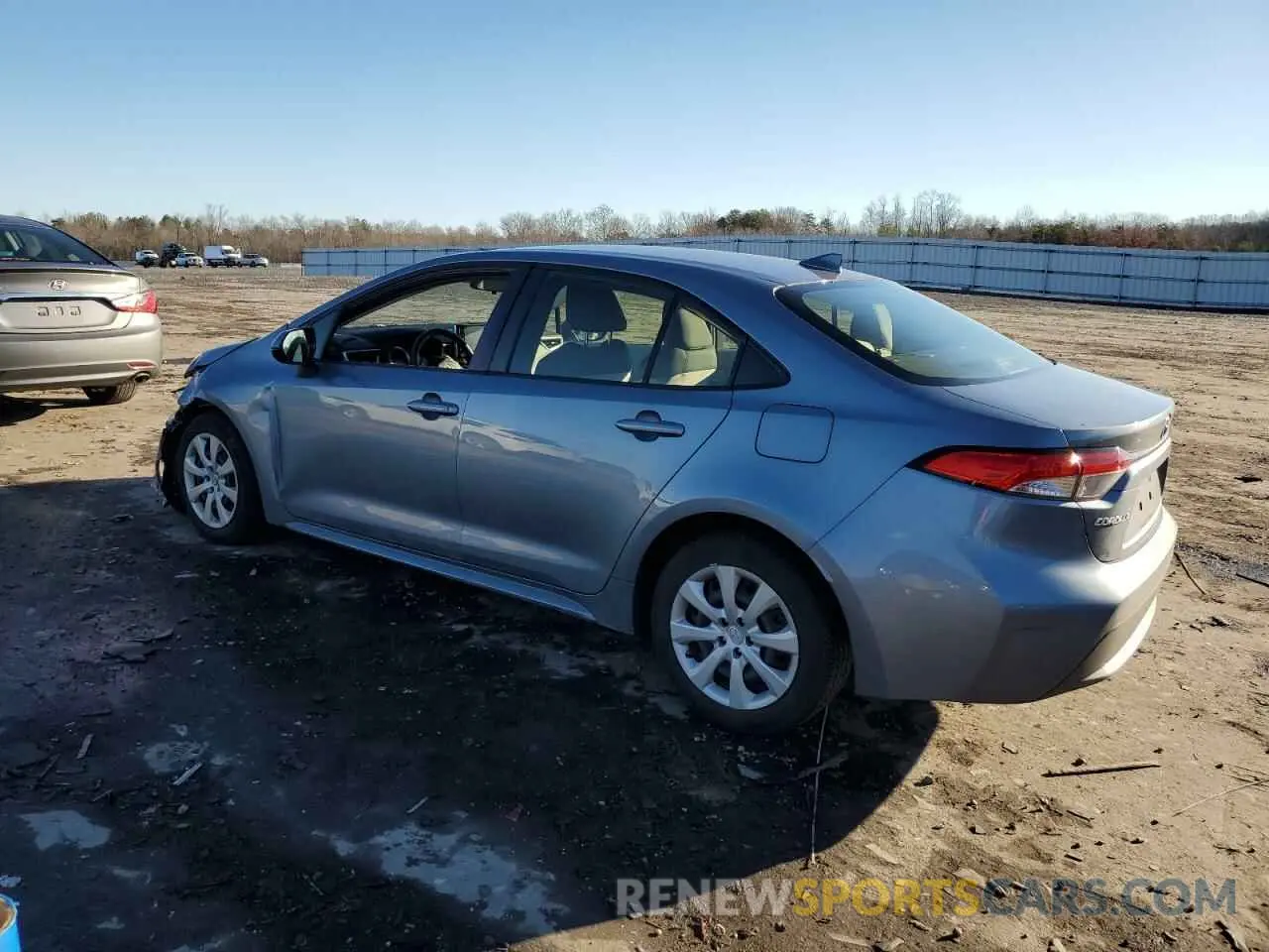 2 fotografías del automóvil dañado JTDEPRAE1LJ060562 TOYOTA COROLLA 2020