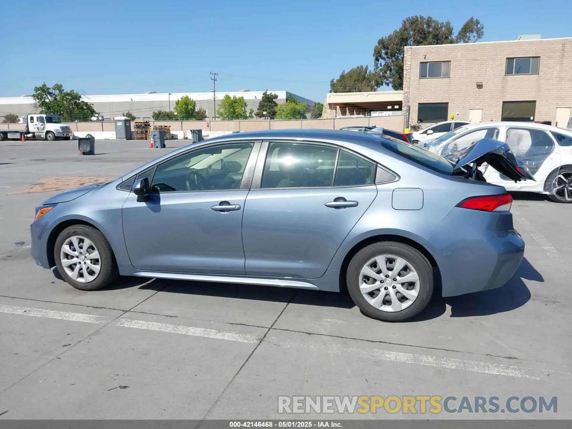 15 fotografías del automóvil dañado JTDEPRAE1LJ070511 TOYOTA COROLLA 2020