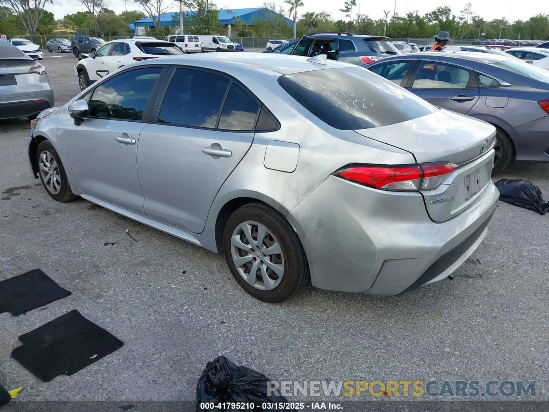 3 fotografías del automóvil dañado JTDEPRAE1LJ112725 TOYOTA COROLLA 2020
