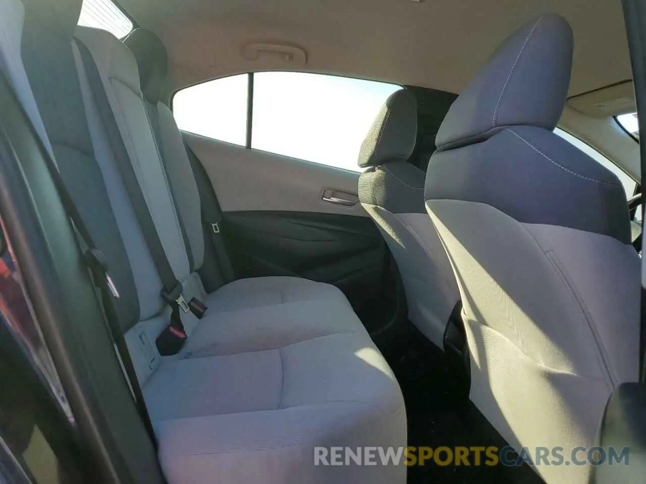 10 fotografías del automóvil dañado JTDEPRAE2LJ038862 TOYOTA COROLLA 2020