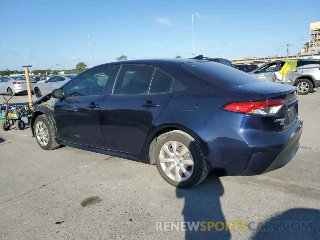 2 fotografías del automóvil dañado JTDEPRAE2LJ038862 TOYOTA COROLLA 2020