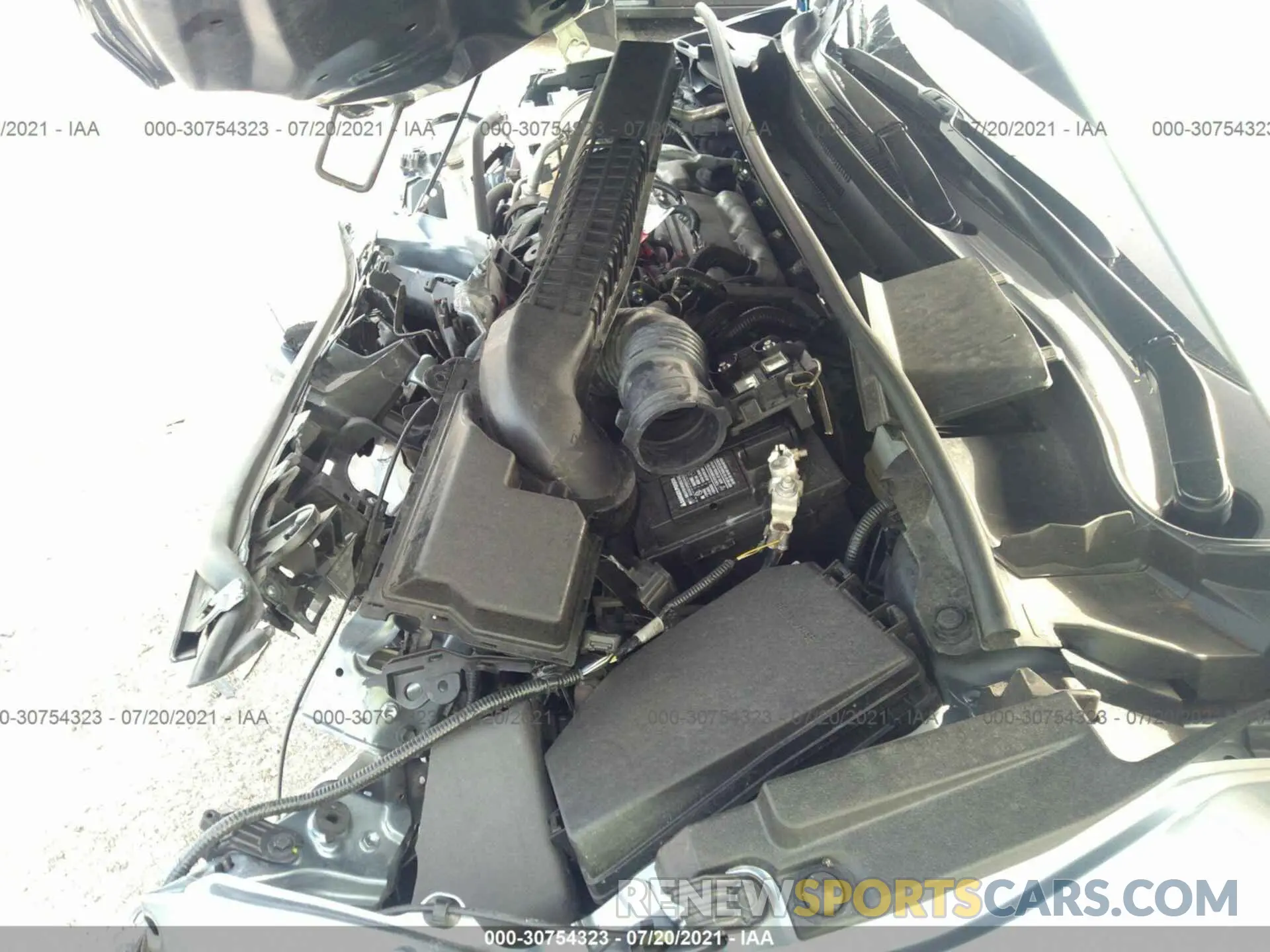 10 fotografías del automóvil dañado JTDEPRAE2LJ041857 TOYOTA COROLLA 2020