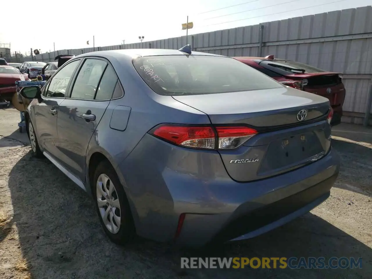 3 fotografías del automóvil dañado JTDEPRAE2LJ051241 TOYOTA COROLLA 2020