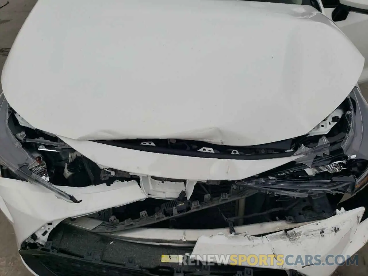 11 fotografías del automóvil dañado JTDEPRAE2LJ070050 TOYOTA COROLLA 2020