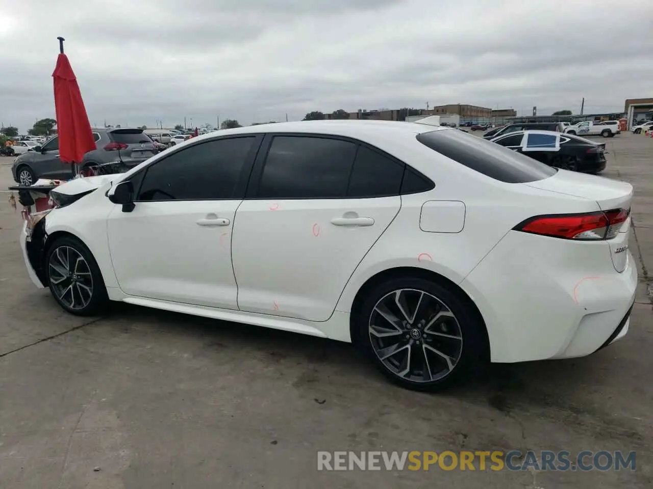 2 fotografías del automóvil dañado JTDEPRAE2LJ070050 TOYOTA COROLLA 2020