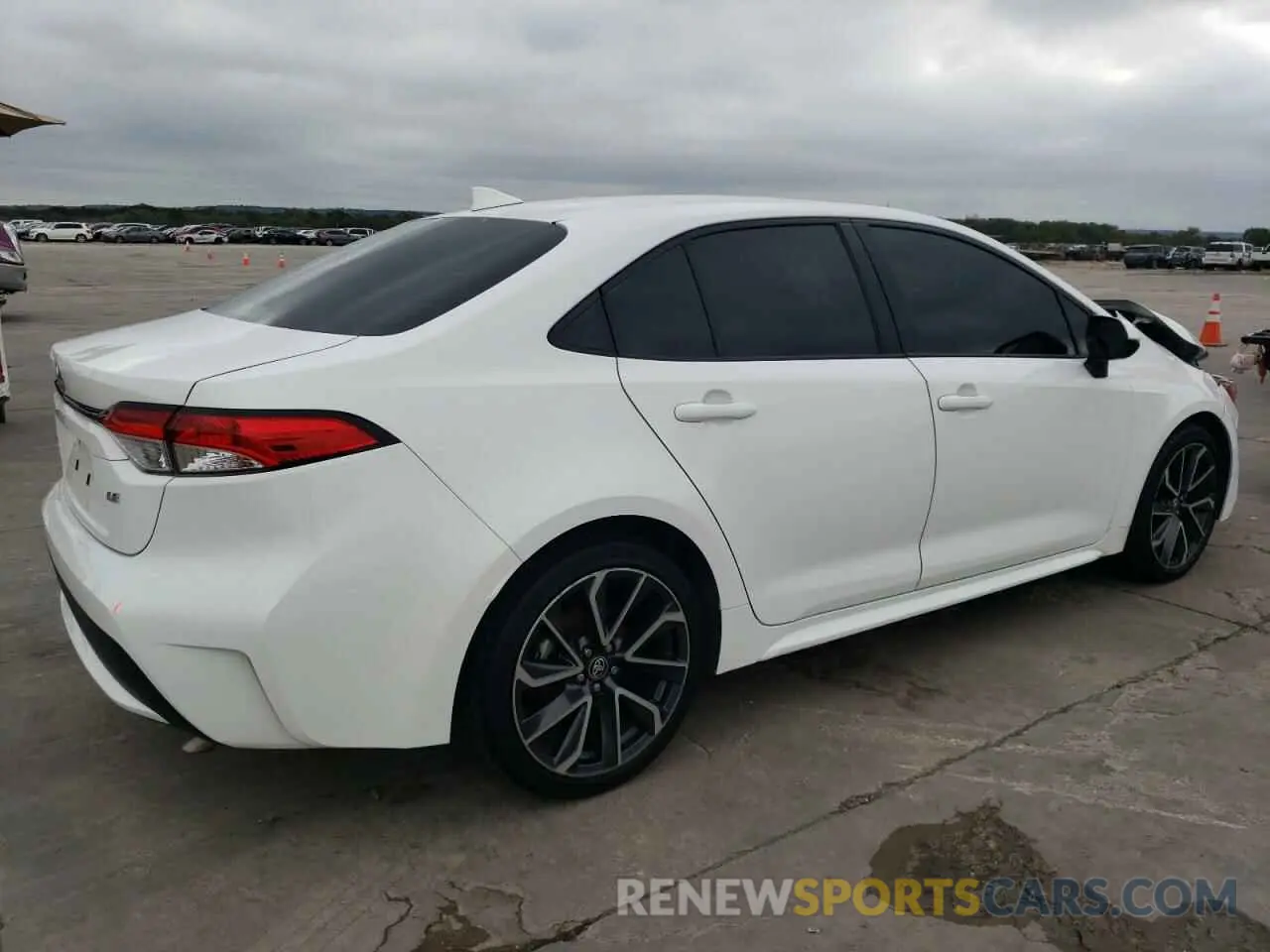 3 fotografías del automóvil dañado JTDEPRAE2LJ070050 TOYOTA COROLLA 2020
