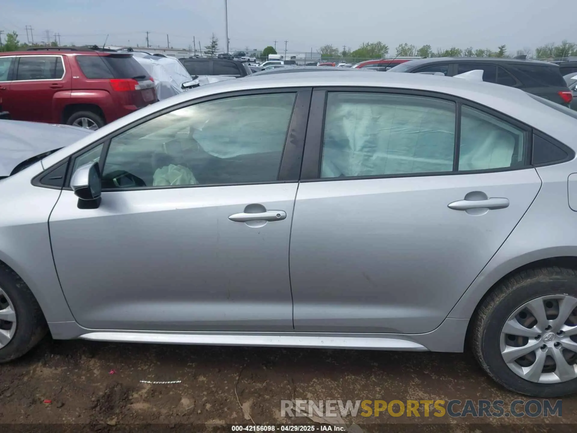15 fotografías del automóvil dañado JTDEPRAE2LJ102365 TOYOTA COROLLA 2020