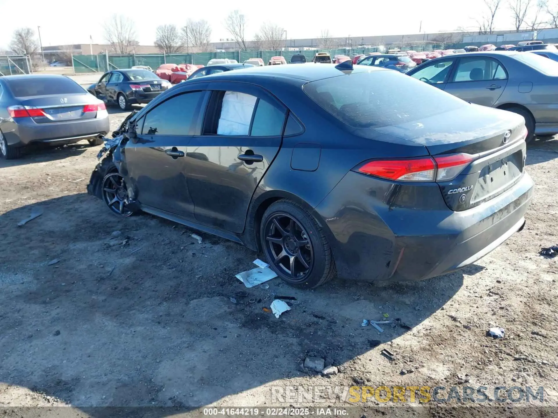 3 fotografías del automóvil dañado JTDEPRAE2LJ102527 TOYOTA COROLLA 2020