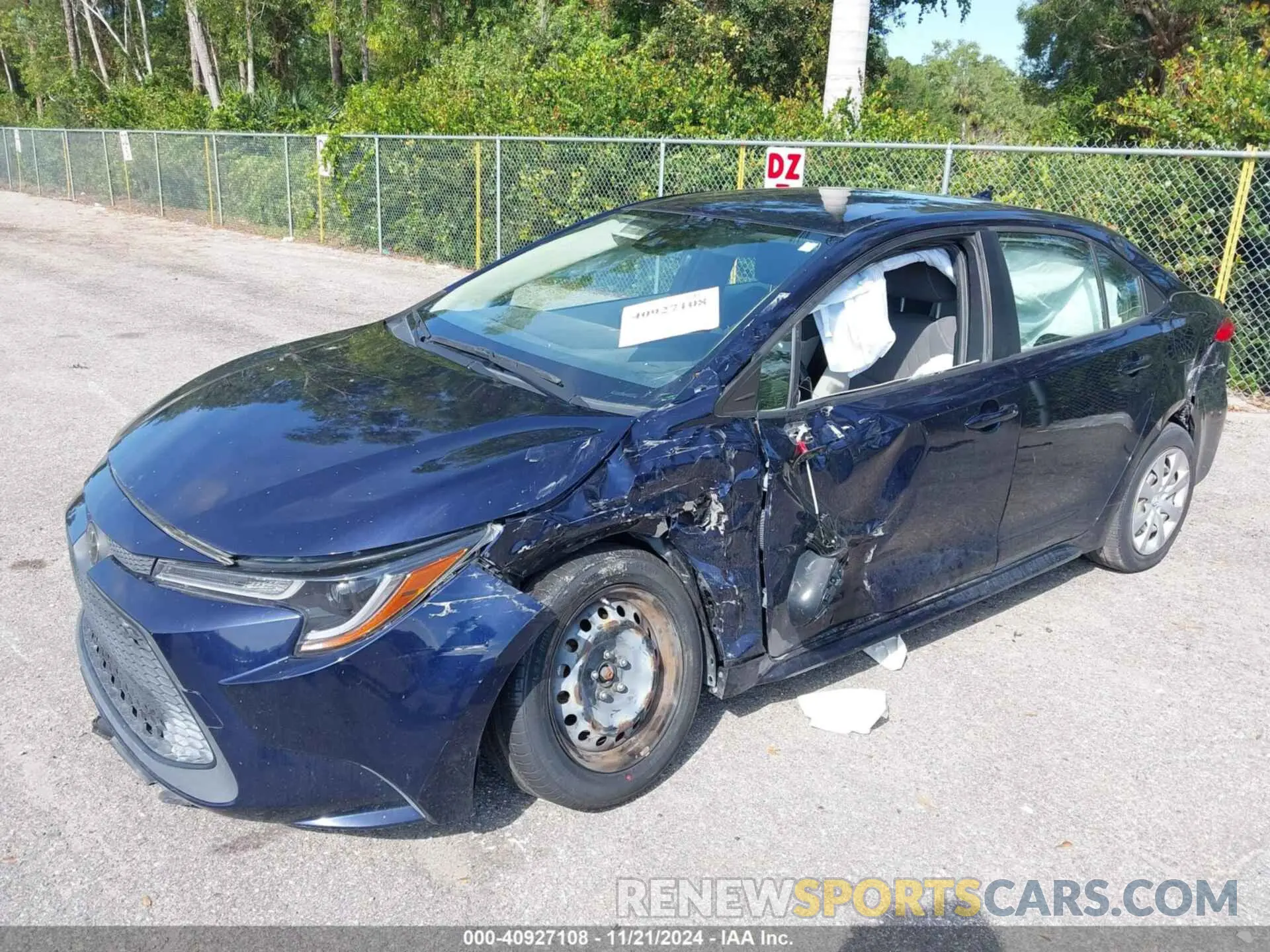 2 fotografías del automóvil dañado JTDEPRAE2LJ105816 TOYOTA COROLLA 2020