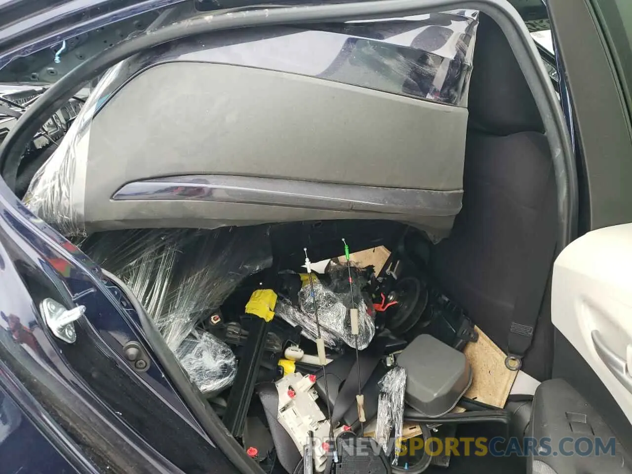 6 fotografías del automóvil dañado JTDEPRAE3LJ012240 TOYOTA COROLLA 2020