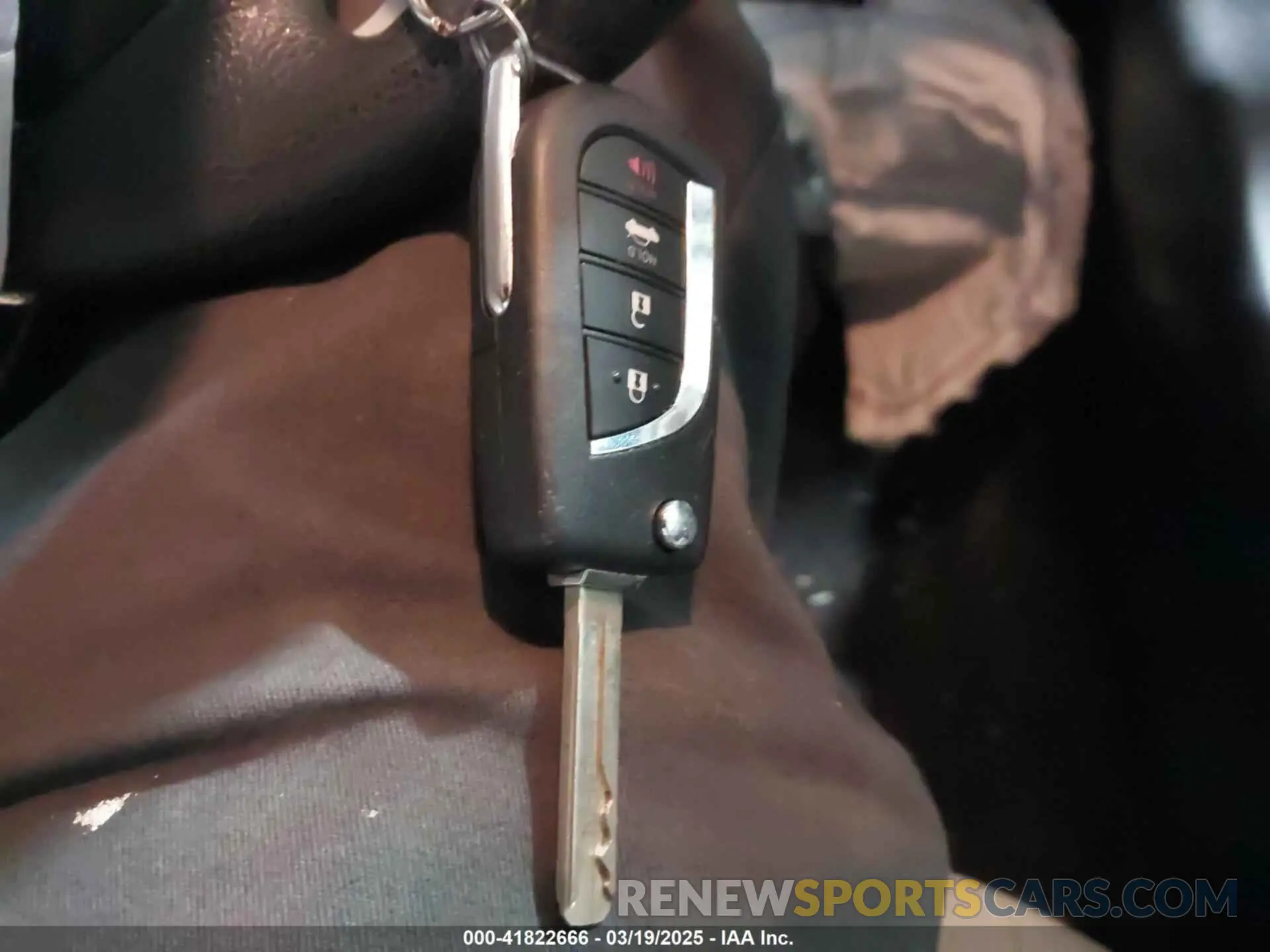 11 fotografías del automóvil dañado JTDEPRAE3LJ027496 TOYOTA COROLLA 2020