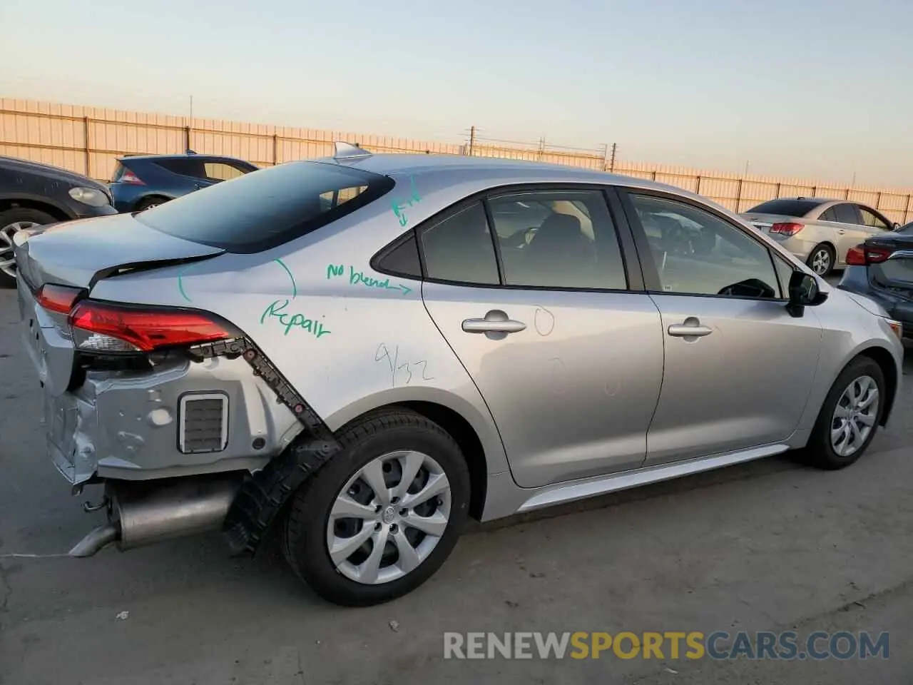 3 fotografías del automóvil dañado JTDEPRAE3LJ050678 TOYOTA COROLLA 2020