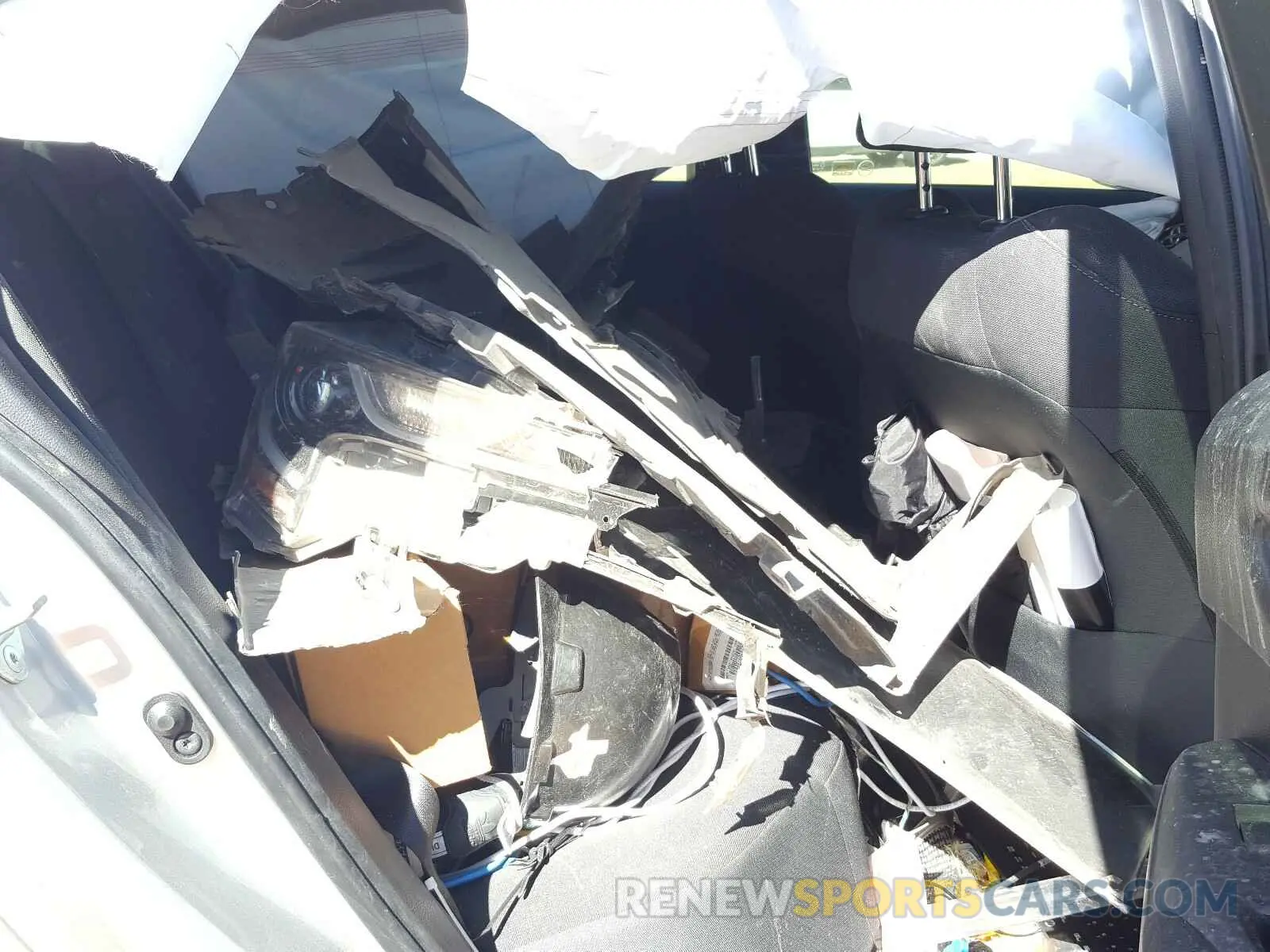 6 fotografías del automóvil dañado JTDEPRAE3LJ050924 TOYOTA COROLLA 2020