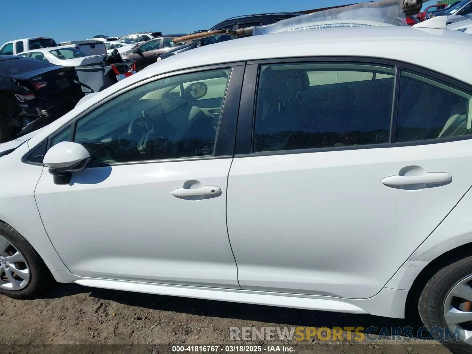 15 fotografías del automóvil dañado JTDEPRAE3LJ069683 TOYOTA COROLLA 2020