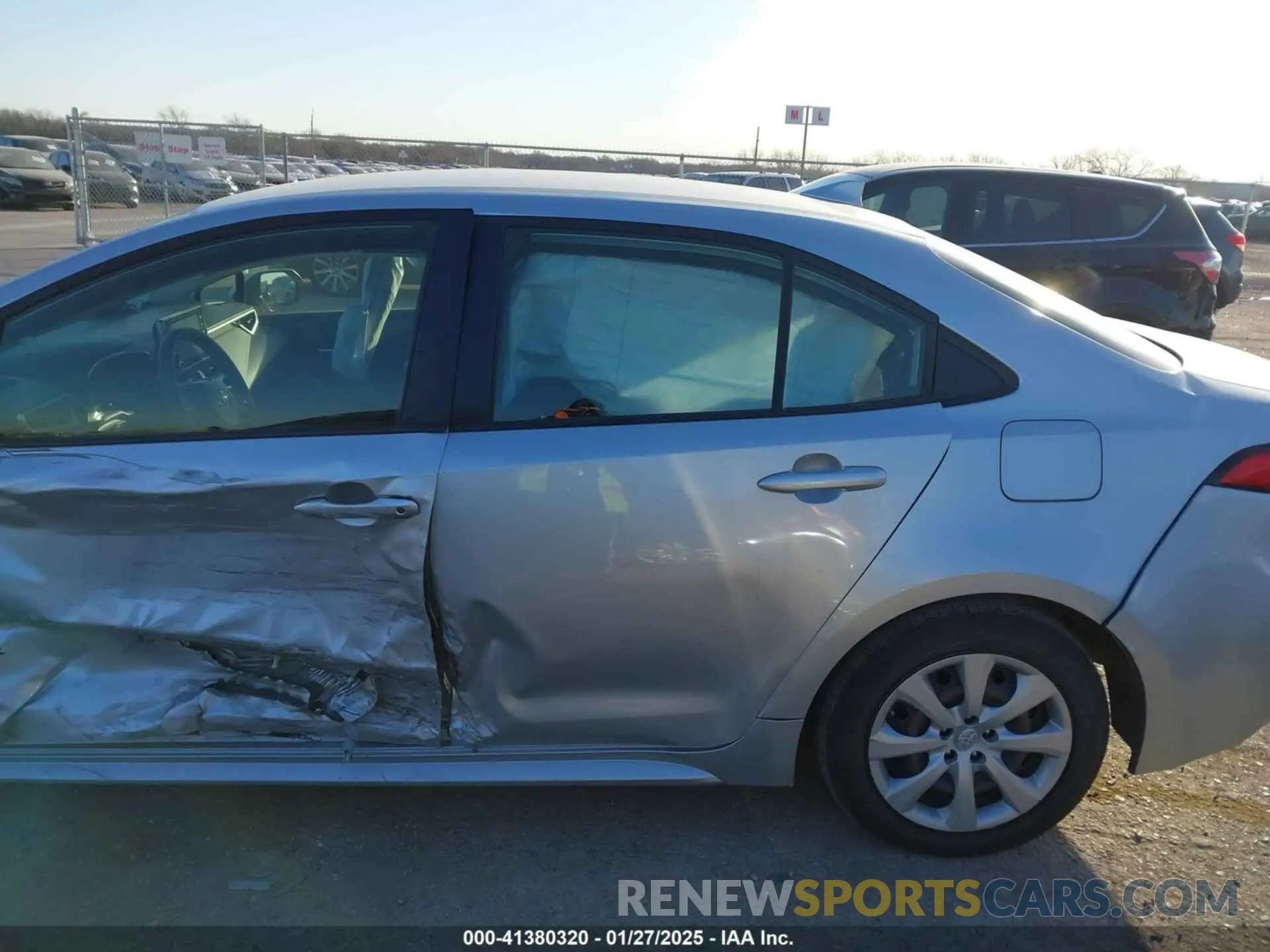 15 fotografías del automóvil dañado JTDEPRAE3LJ089383 TOYOTA COROLLA 2020