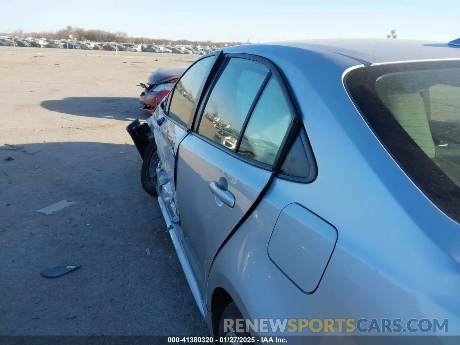 19 fotografías del automóvil dañado JTDEPRAE3LJ089383 TOYOTA COROLLA 2020