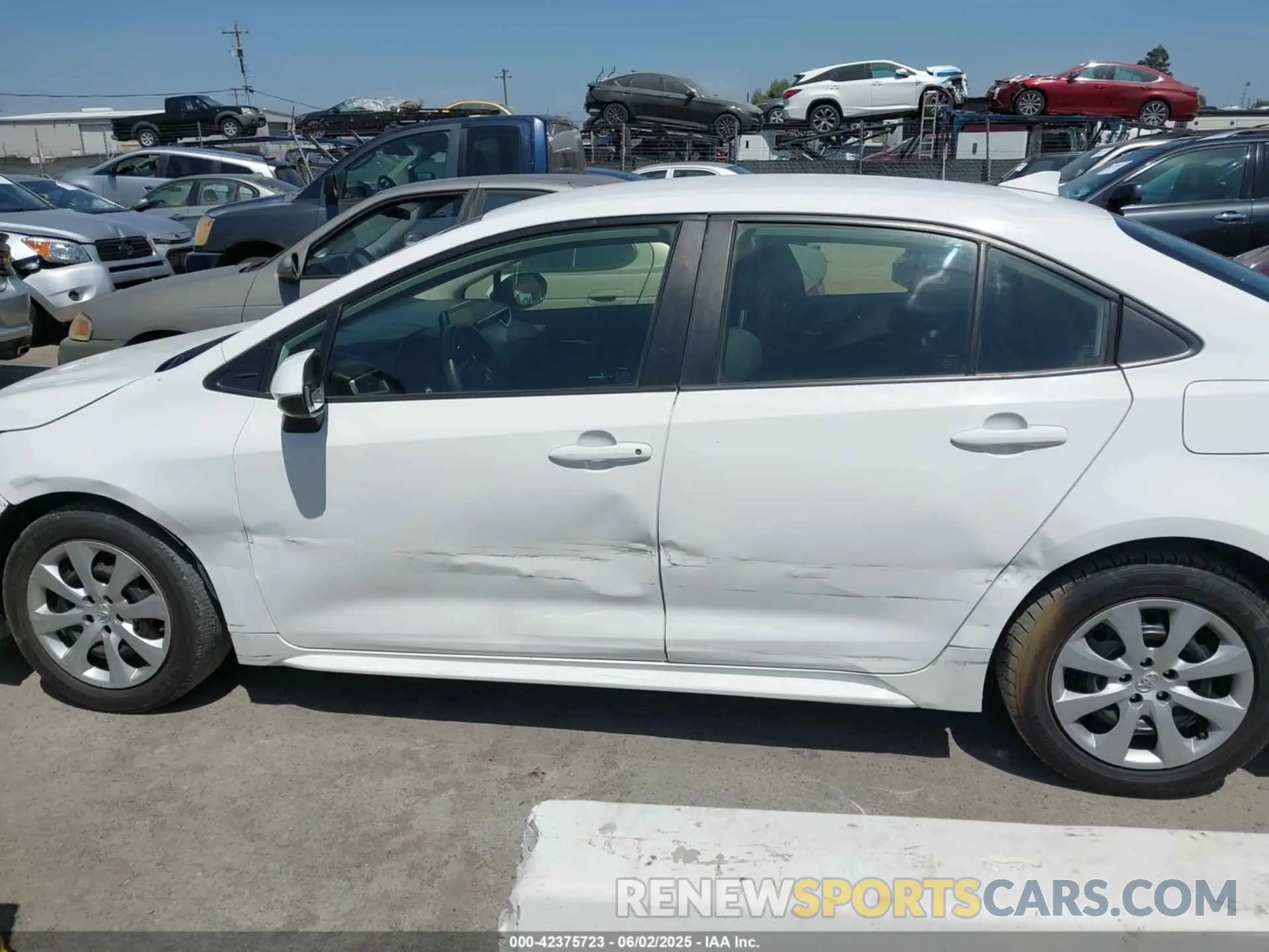 14 fotografías del automóvil dañado JTDEPRAE3LJ098083 TOYOTA COROLLA 2020
