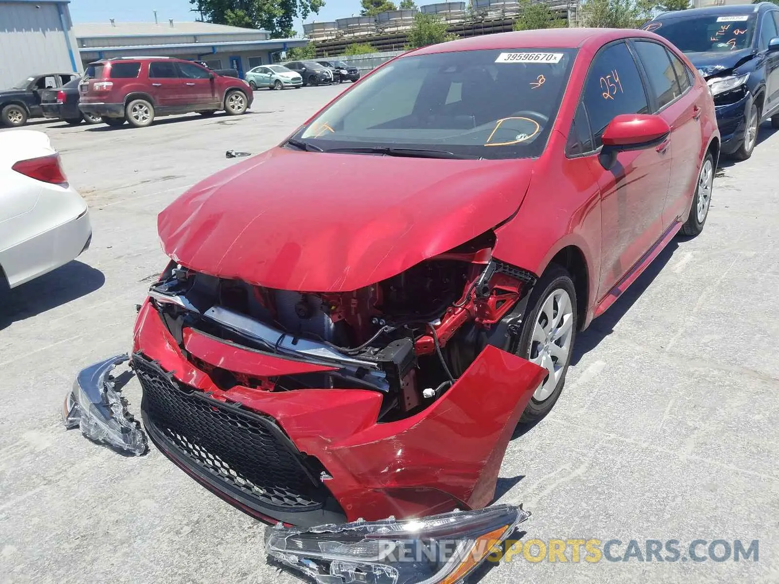 2 fotografías del automóvil dañado JTDEPRAE3LJ110541 TOYOTA COROLLA 2020