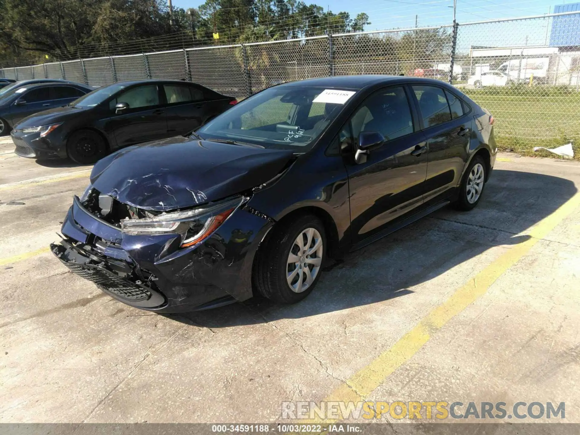 2 fotografías del automóvil dañado JTDEPRAE4LJ002784 TOYOTA COROLLA 2020
