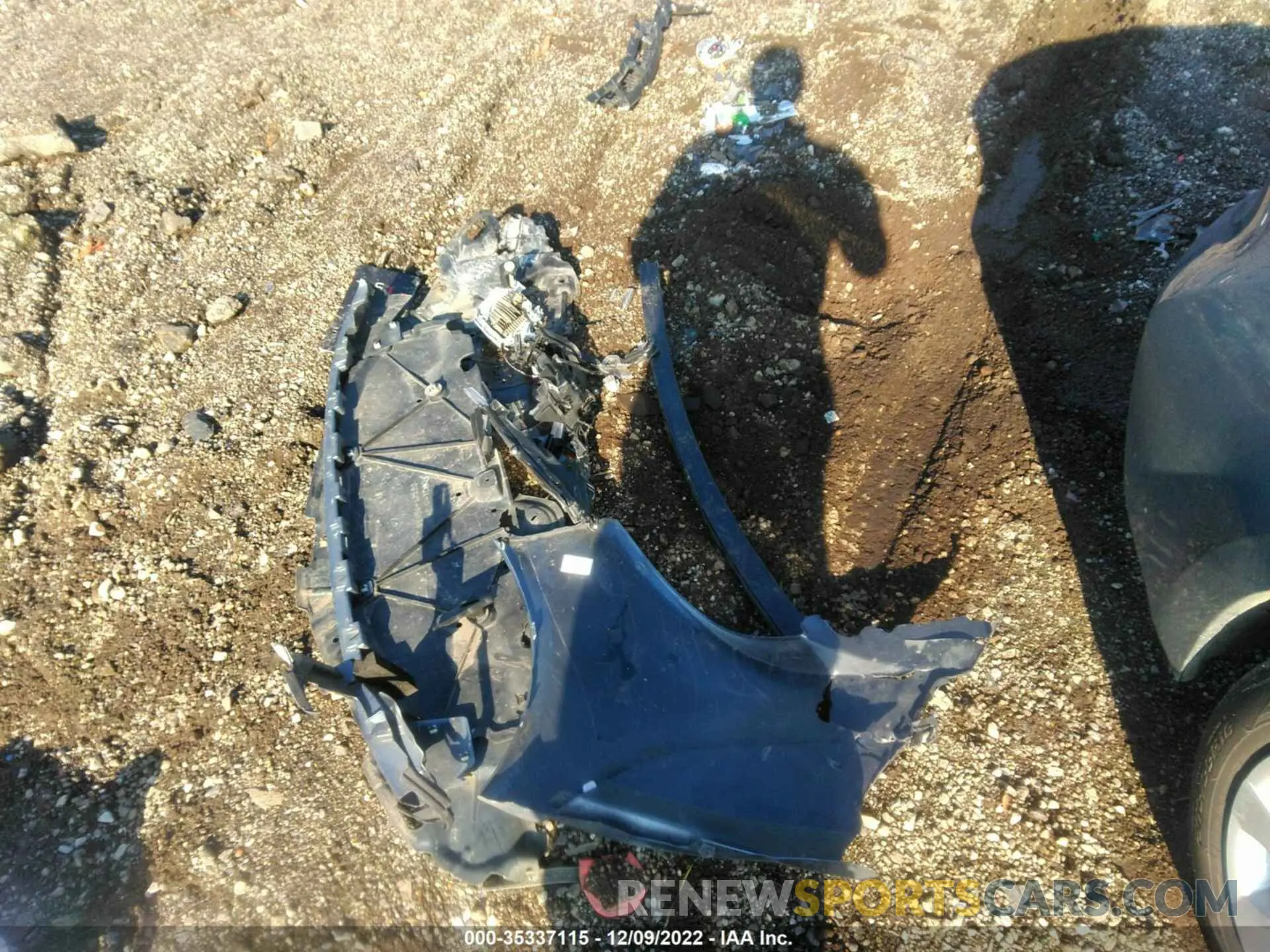 12 fotografías del automóvil dañado JTDEPRAE4LJ039818 TOYOTA COROLLA 2020