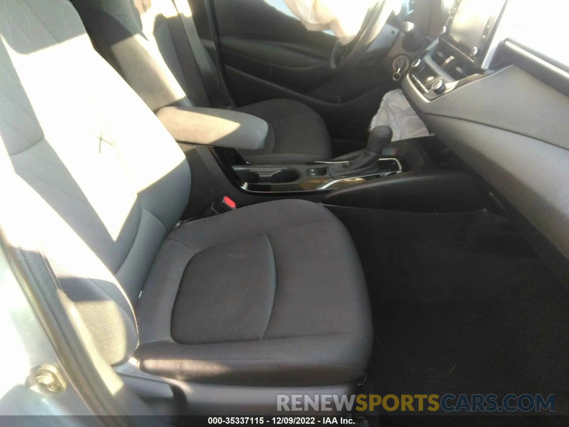 5 fotografías del automóvil dañado JTDEPRAE4LJ039818 TOYOTA COROLLA 2020