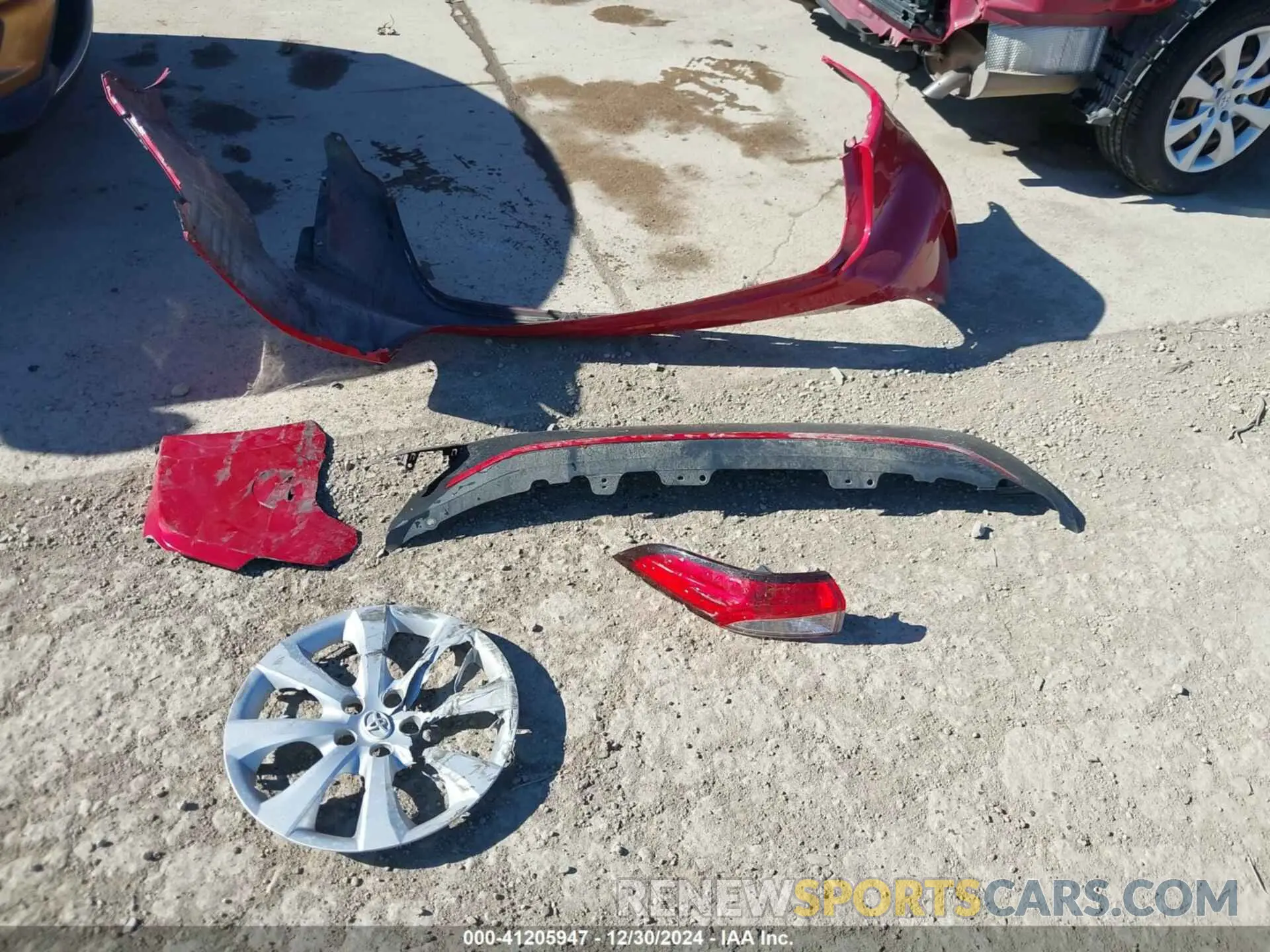 12 fotografías del automóvil dañado JTDEPRAE4LJ042993 TOYOTA COROLLA 2020