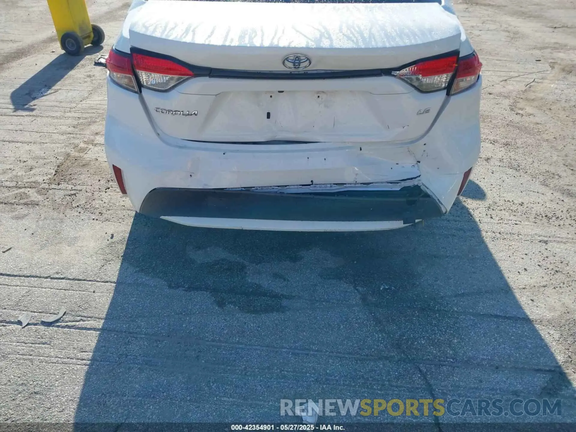17 fotografías del automóvil dañado JTDEPRAE4LJ070602 TOYOTA COROLLA 2020