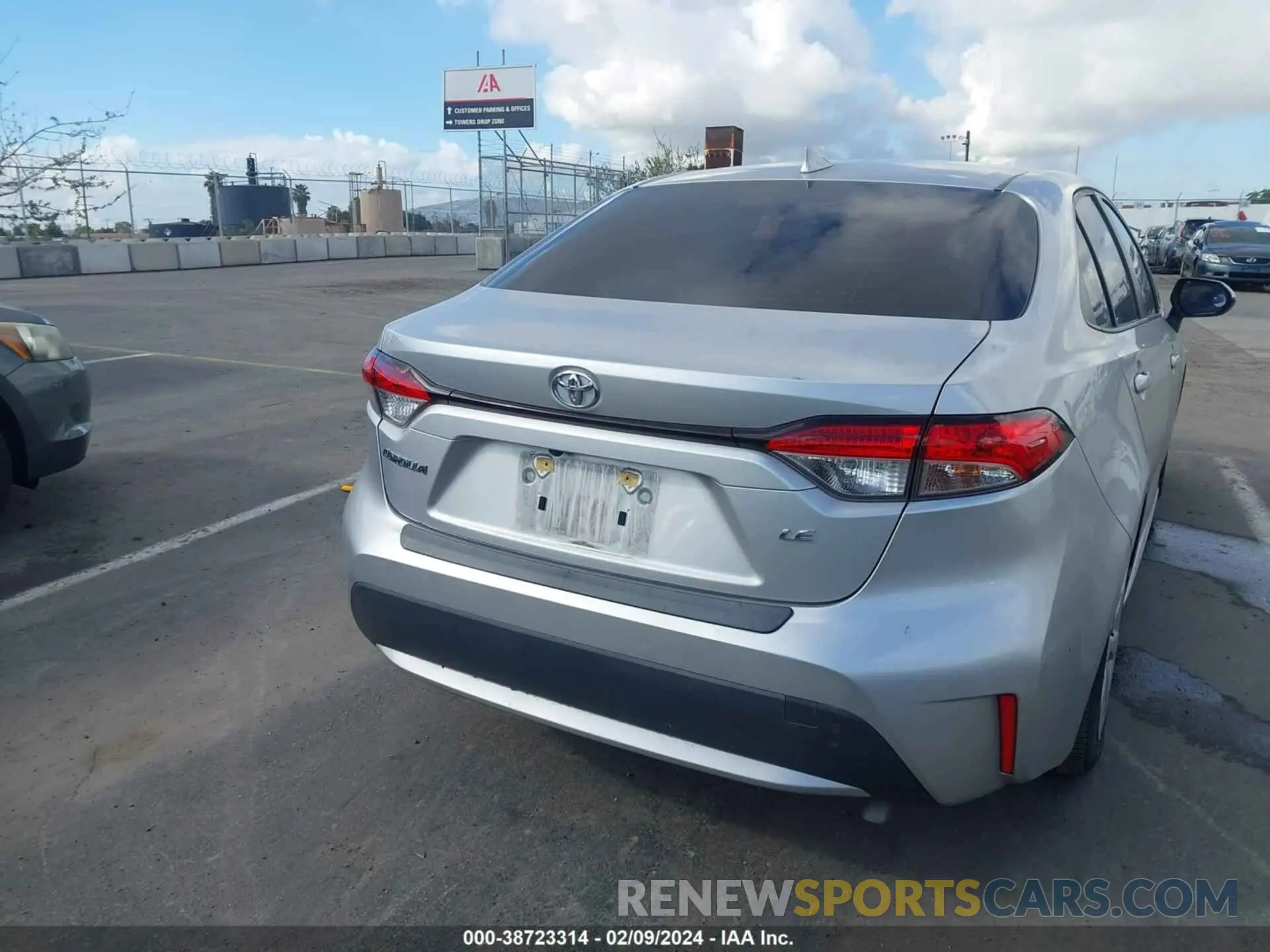 16 fotografías del automóvil dañado JTDEPRAE4LJ075265 TOYOTA COROLLA 2020