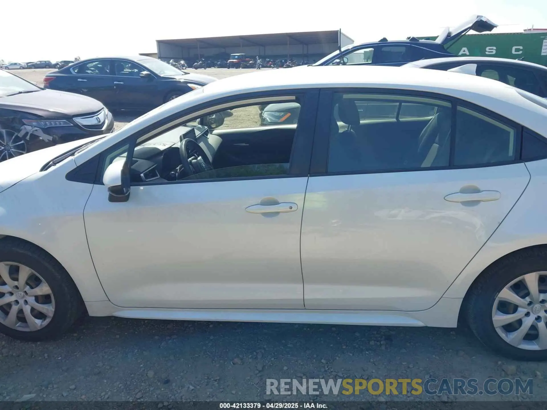 15 fotografías del automóvil dañado JTDEPRAE4LJ075914 TOYOTA COROLLA 2020