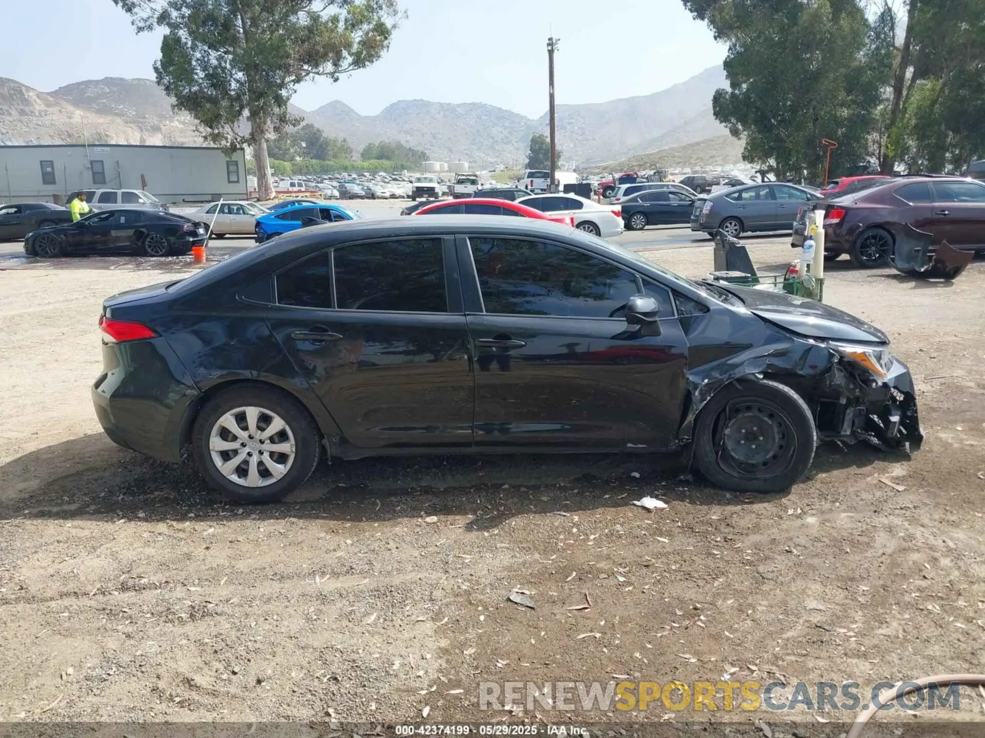 13 fotografías del automóvil dañado JTDEPRAE4LJ089506 TOYOTA COROLLA 2020