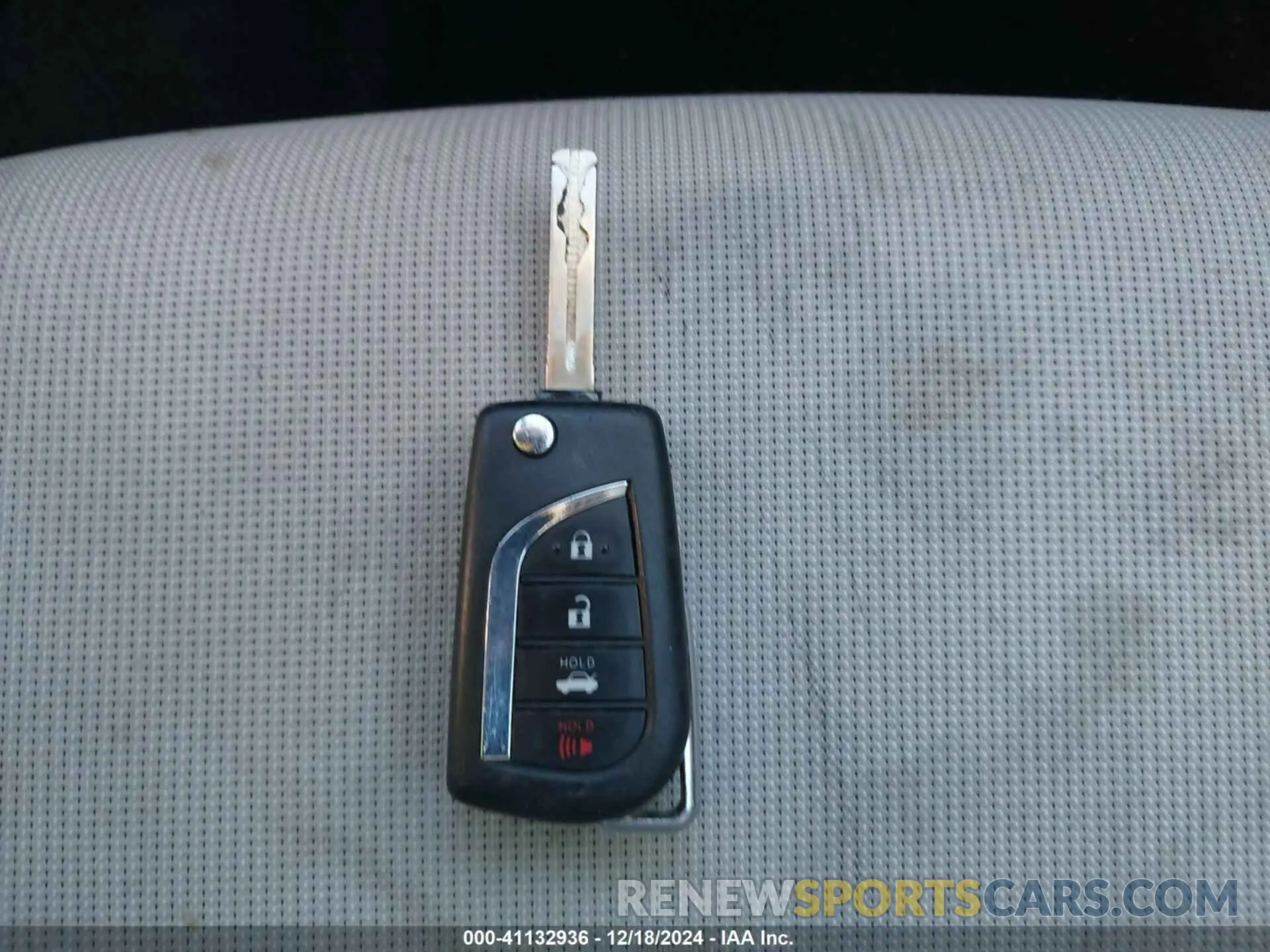11 fotografías del automóvil dañado JTDEPRAE4LJ090137 TOYOTA COROLLA 2020