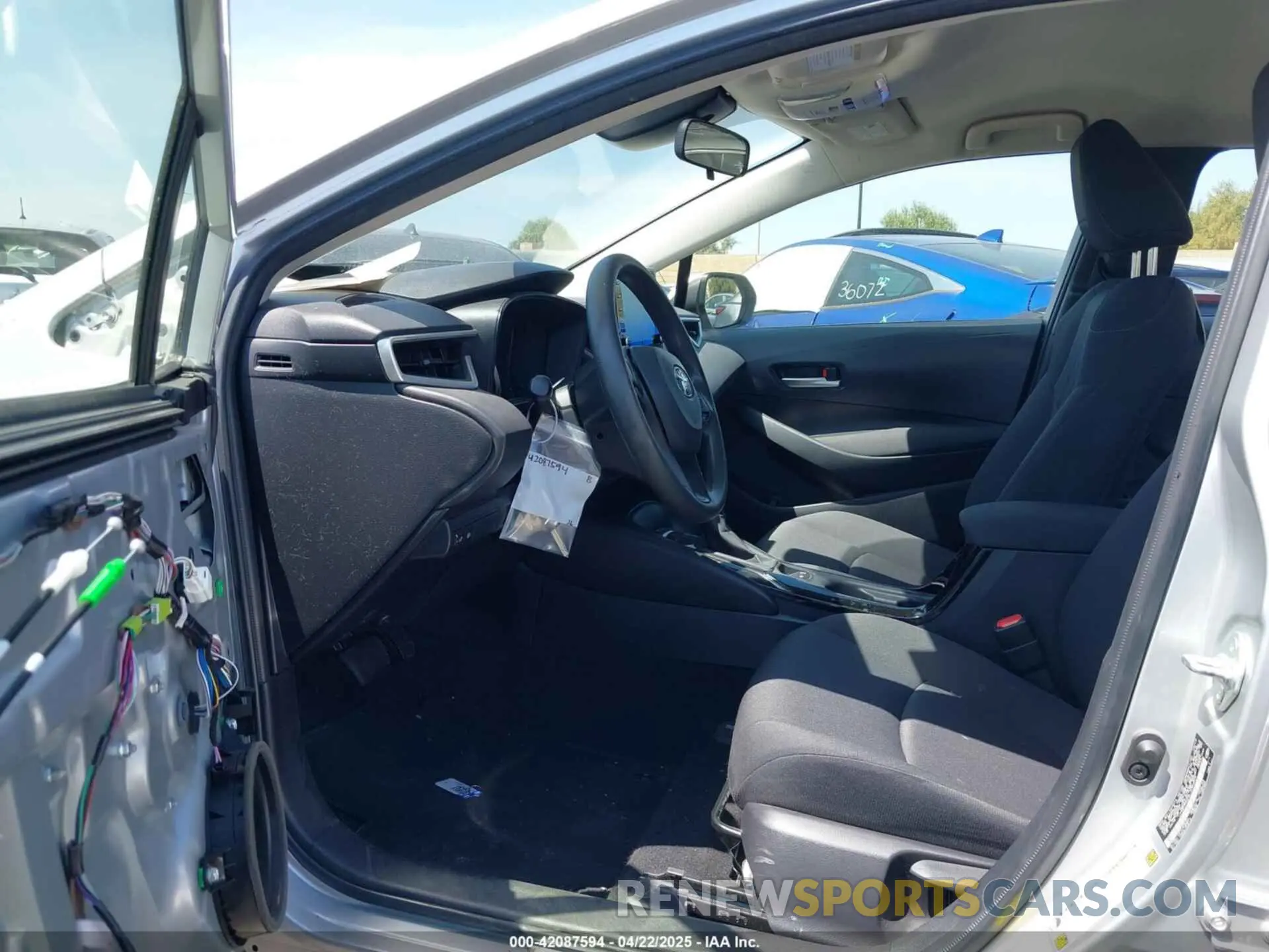 5 fotografías del automóvil dañado JTDEPRAE4LJ090249 TOYOTA COROLLA 2020