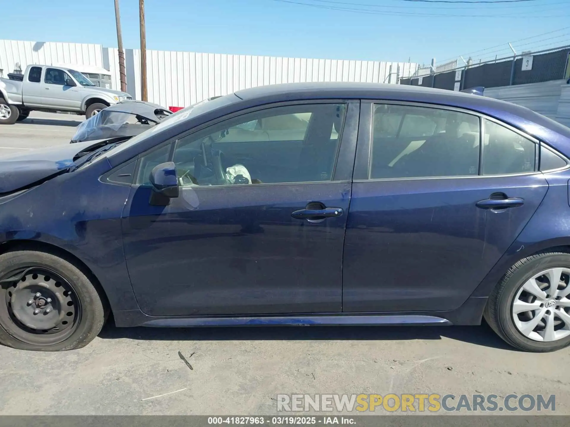 14 fotografías del automóvil dañado JTDEPRAE4LJ093104 TOYOTA COROLLA 2020