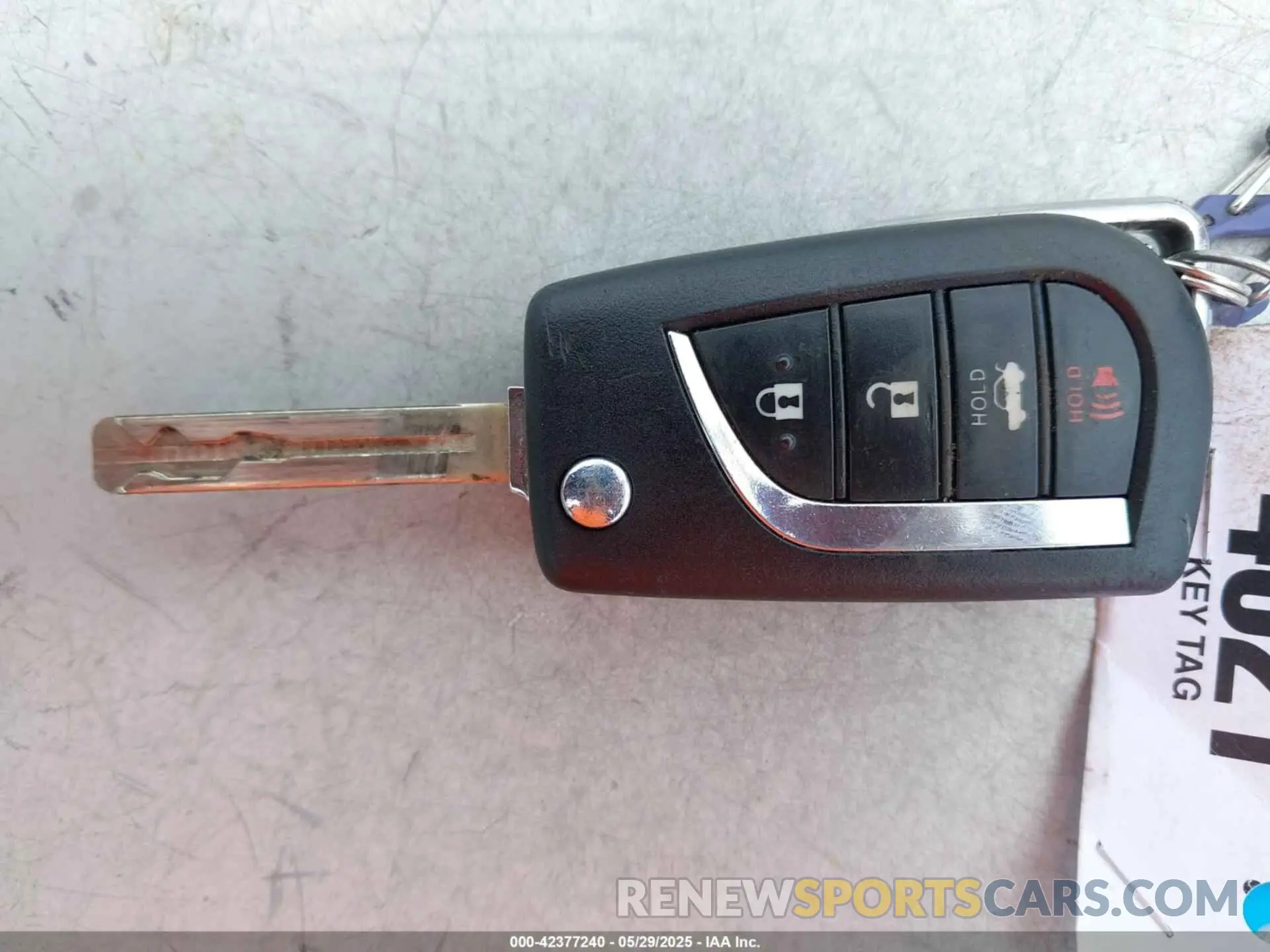 11 fotografías del automóvil dañado JTDEPRAE4LJ095127 TOYOTA COROLLA 2020