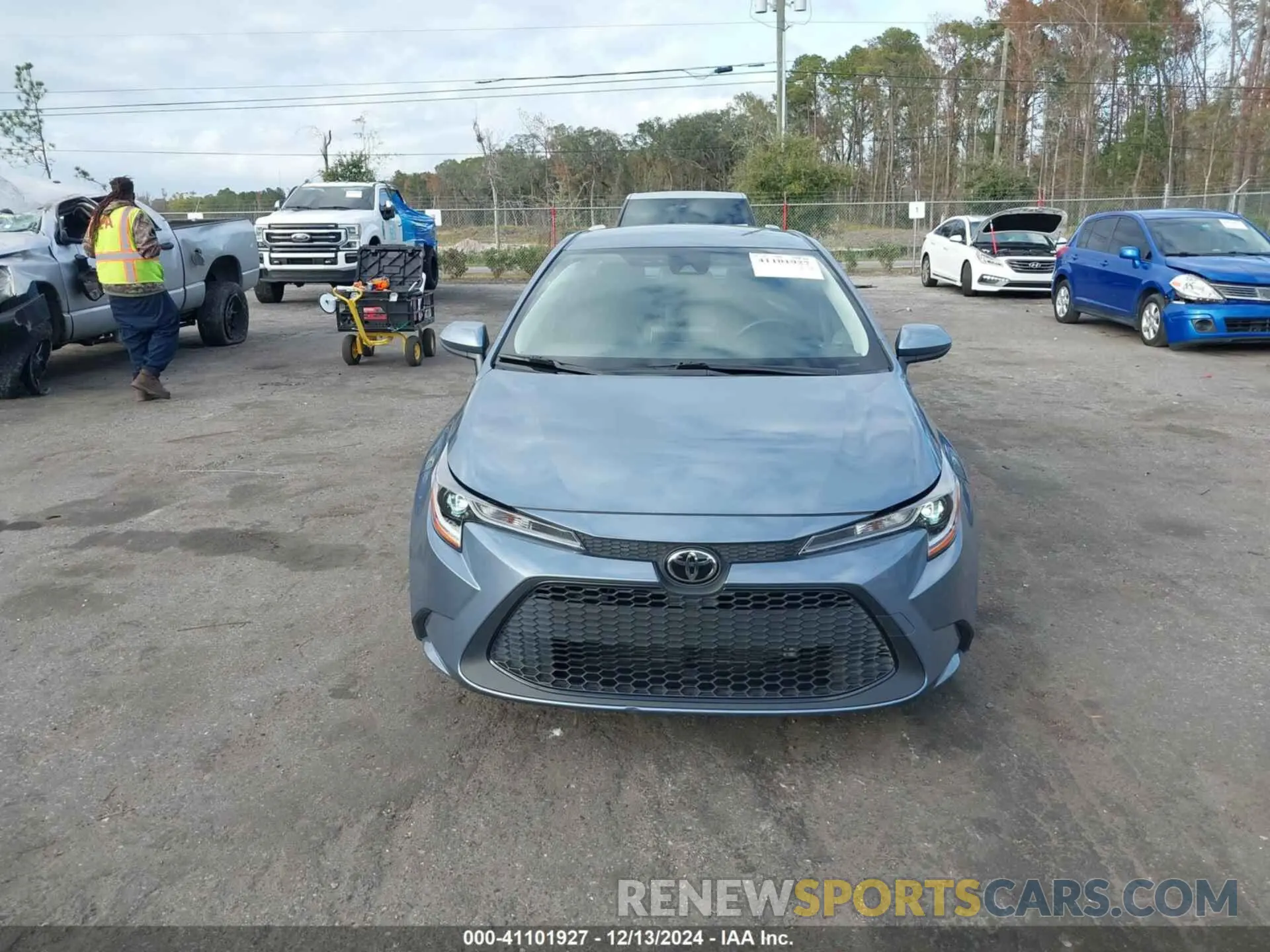 12 fotografías del automóvil dañado JTDEPRAE5LJ006228 TOYOTA COROLLA 2020