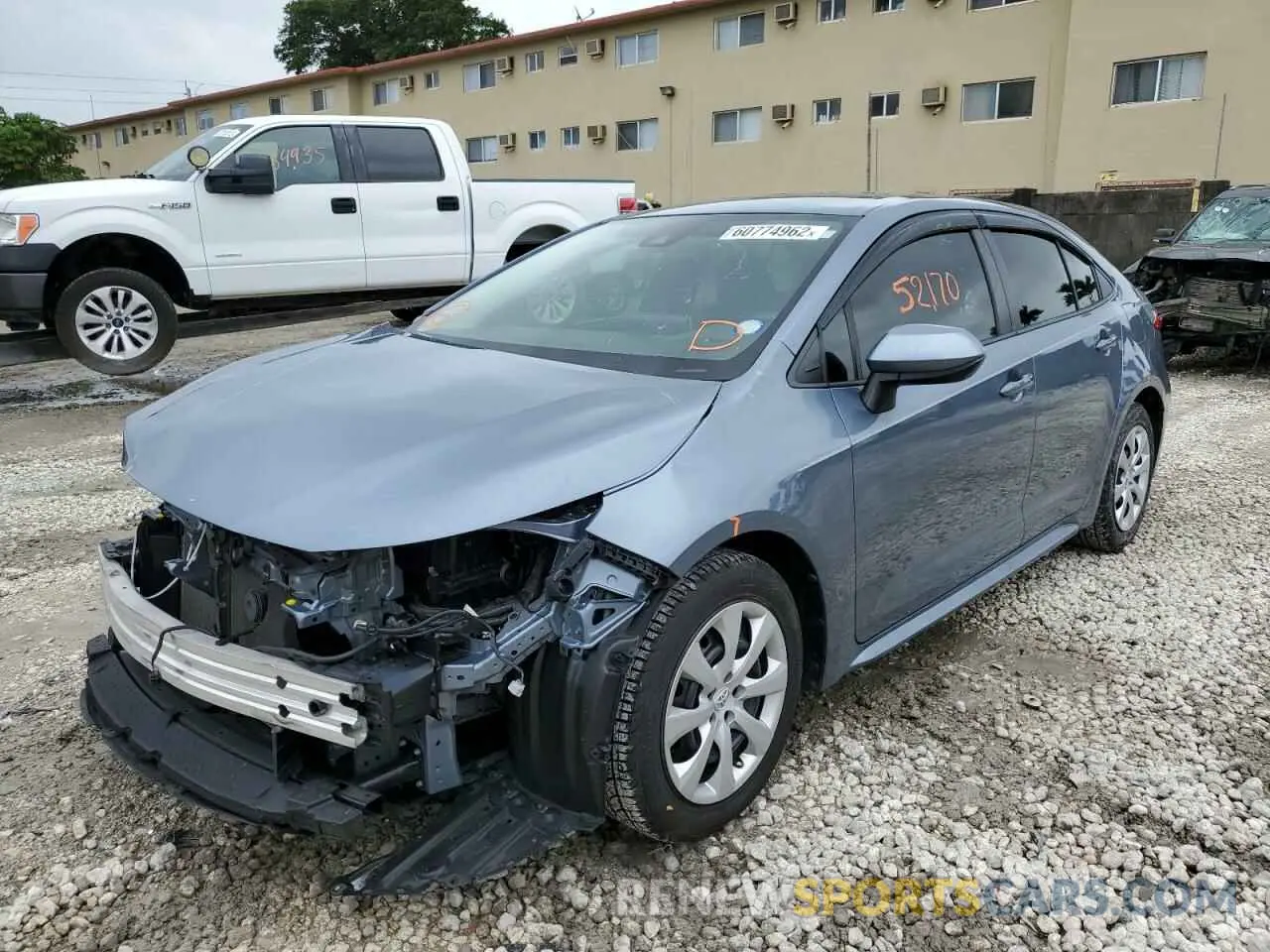 2 fotografías del automóvil dañado JTDEPRAE5LJ008982 TOYOTA COROLLA 2020