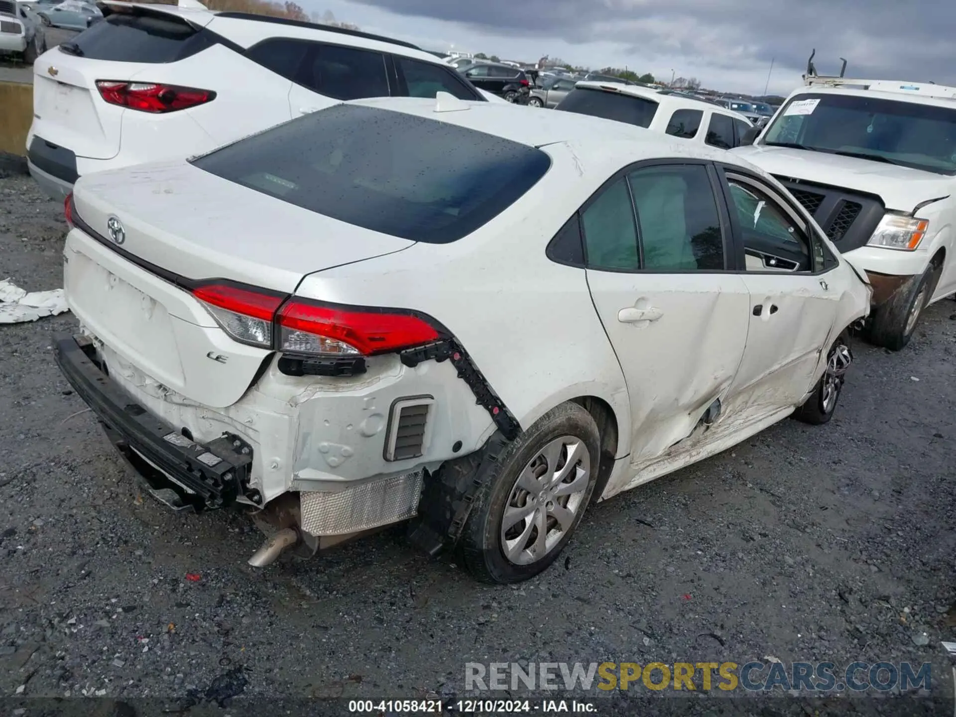 4 fotografías del automóvil dañado JTDEPRAE5LJ013888 TOYOTA COROLLA 2020