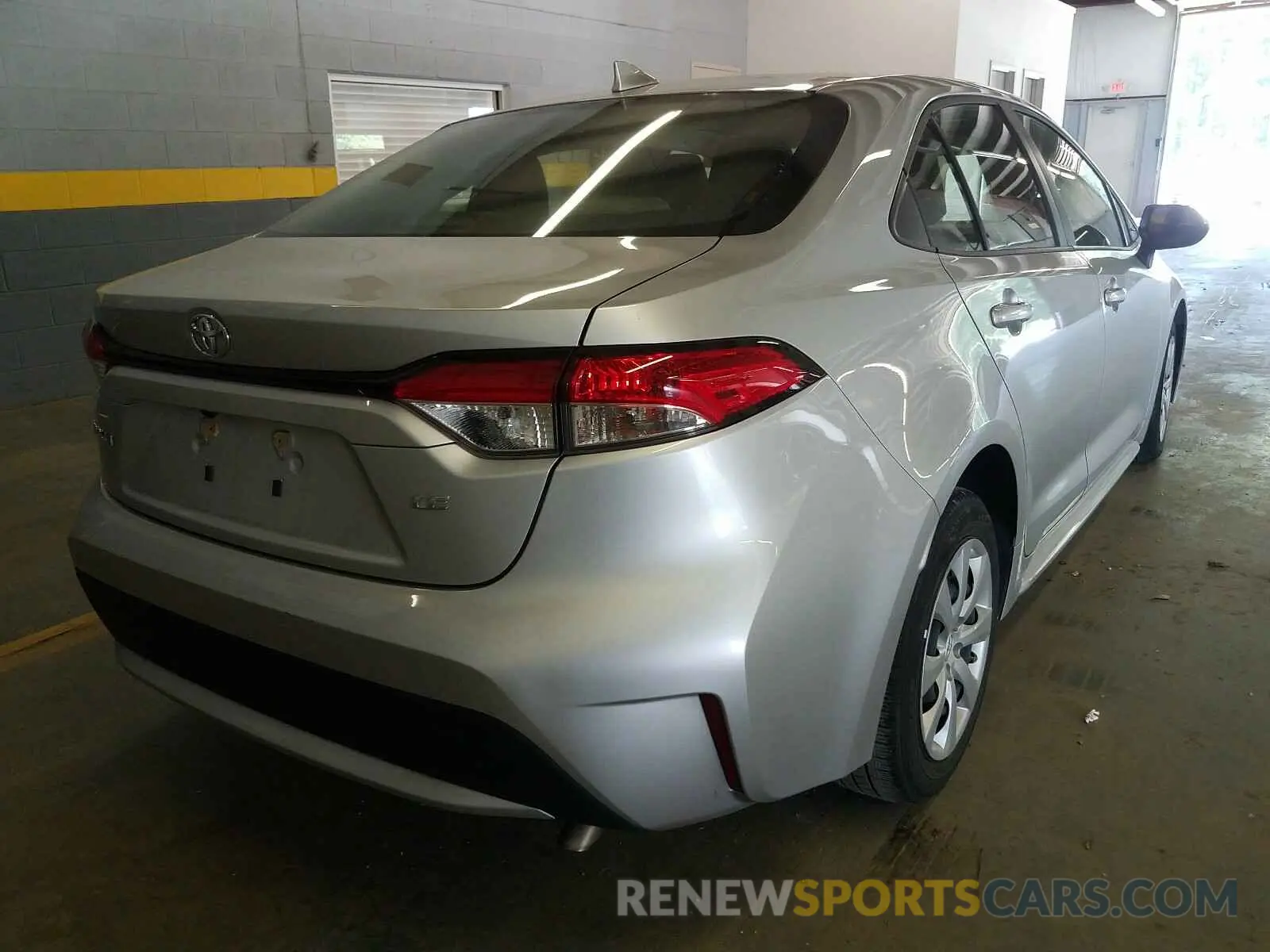 4 fotografías del automóvil dañado JTDEPRAE5LJ018069 TOYOTA COROLLA 2020