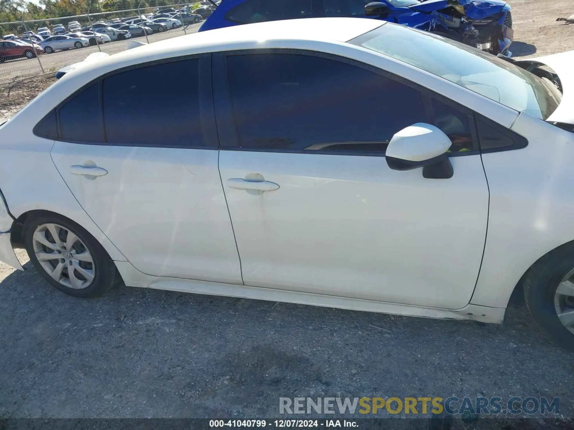 14 fotografías del automóvil dañado JTDEPRAE5LJ052285 TOYOTA COROLLA 2020