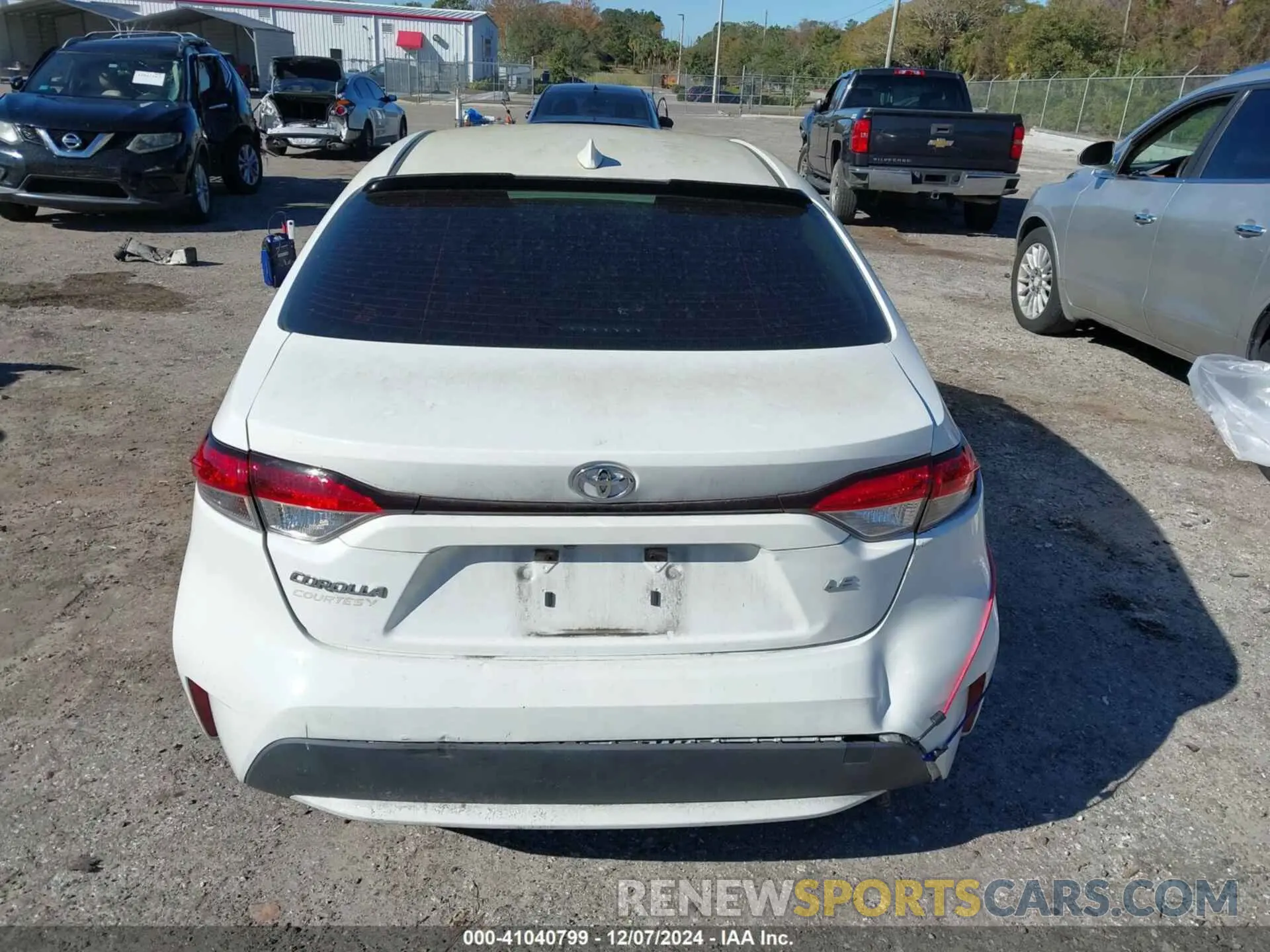 17 fotografías del automóvil dañado JTDEPRAE5LJ052285 TOYOTA COROLLA 2020
