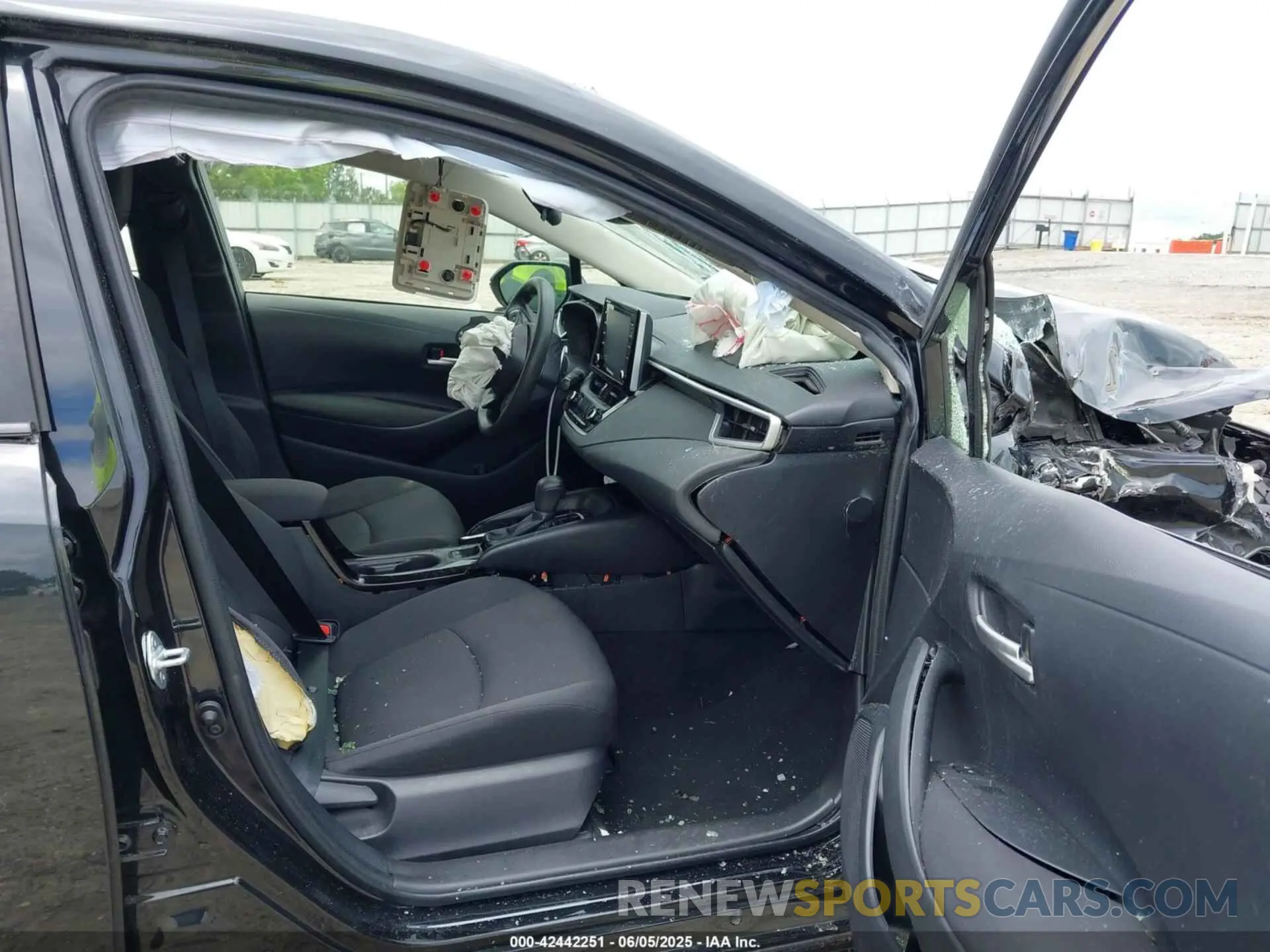 5 fotografías del automóvil dañado JTDEPRAE5LJ059267 TOYOTA COROLLA 2020