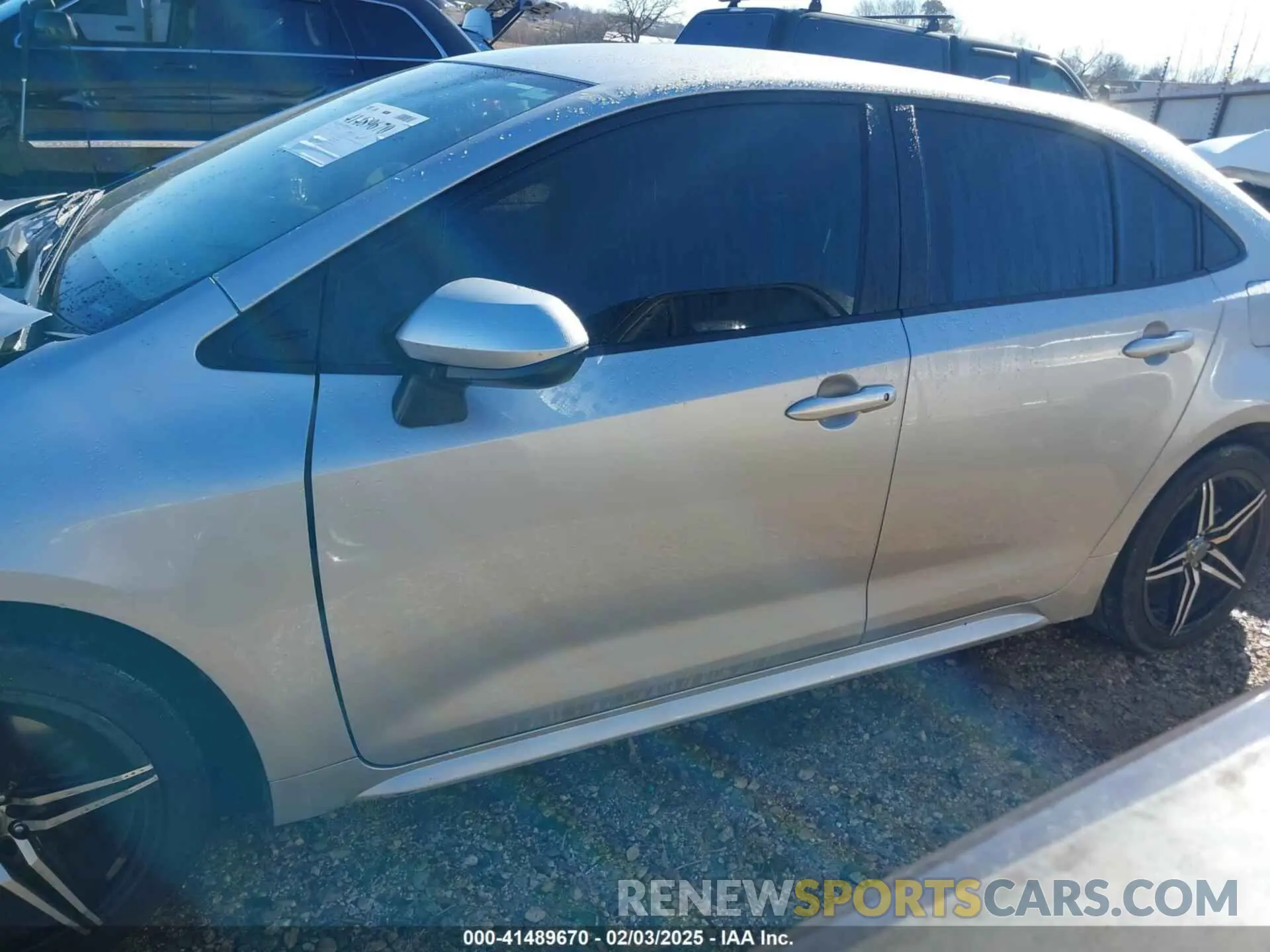 15 fotografías del automóvil dañado JTDEPRAE5LJ059544 TOYOTA COROLLA 2020