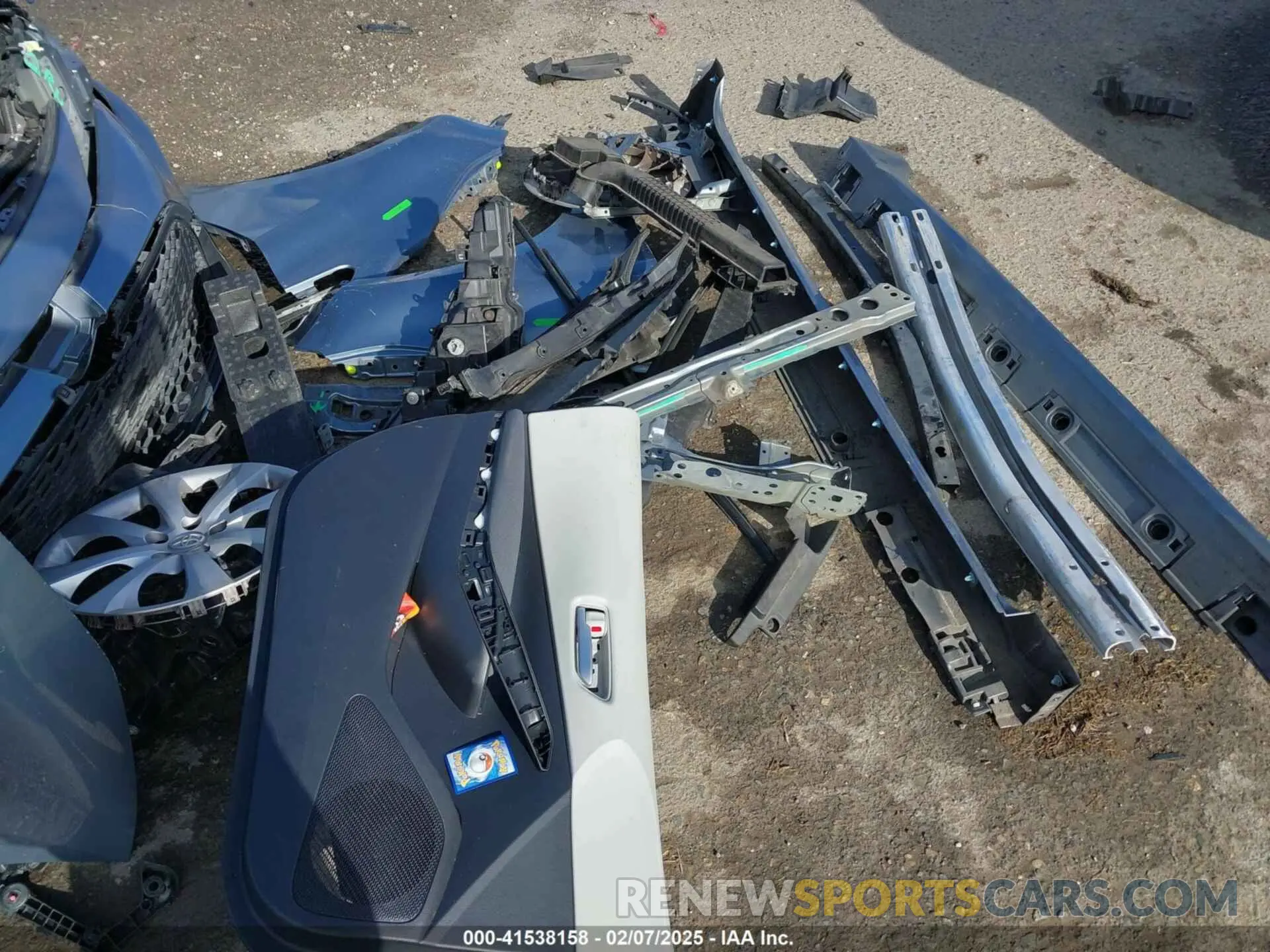 12 fotografías del automóvil dañado JTDEPRAE5LJ066915 TOYOTA COROLLA 2020