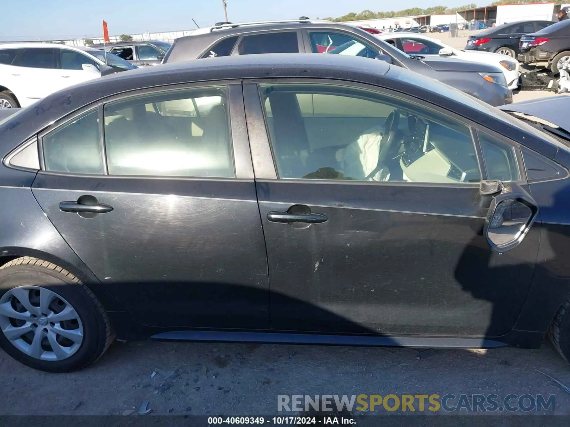 13 fotografías del automóvil dañado JTDEPRAE5LJ070902 TOYOTA COROLLA 2020