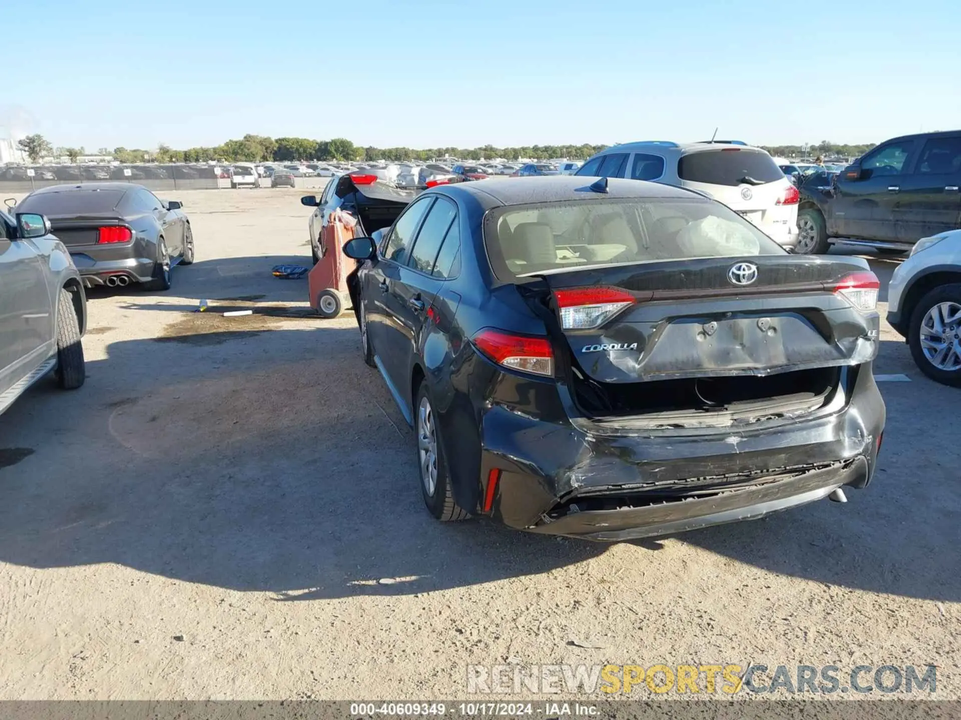3 fotografías del automóvil dañado JTDEPRAE5LJ070902 TOYOTA COROLLA 2020