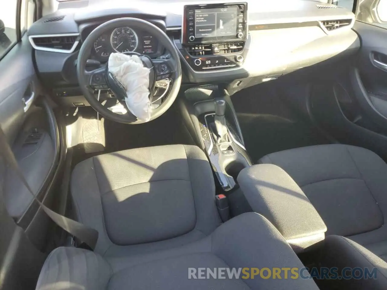 8 fotografías del automóvil dañado JTDEPRAE6LJ033776 TOYOTA COROLLA 2020