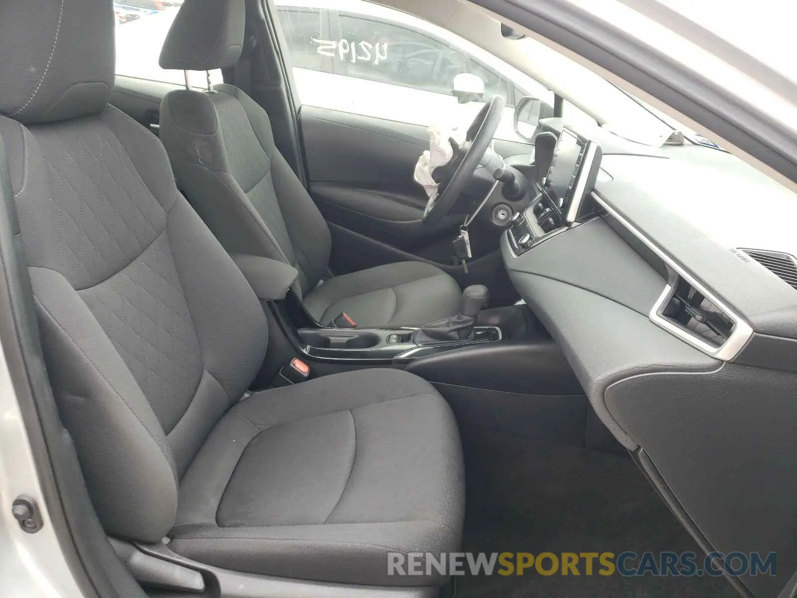 5 fotografías del automóvil dañado JTDEPRAE6LJ036192 TOYOTA COROLLA 2020